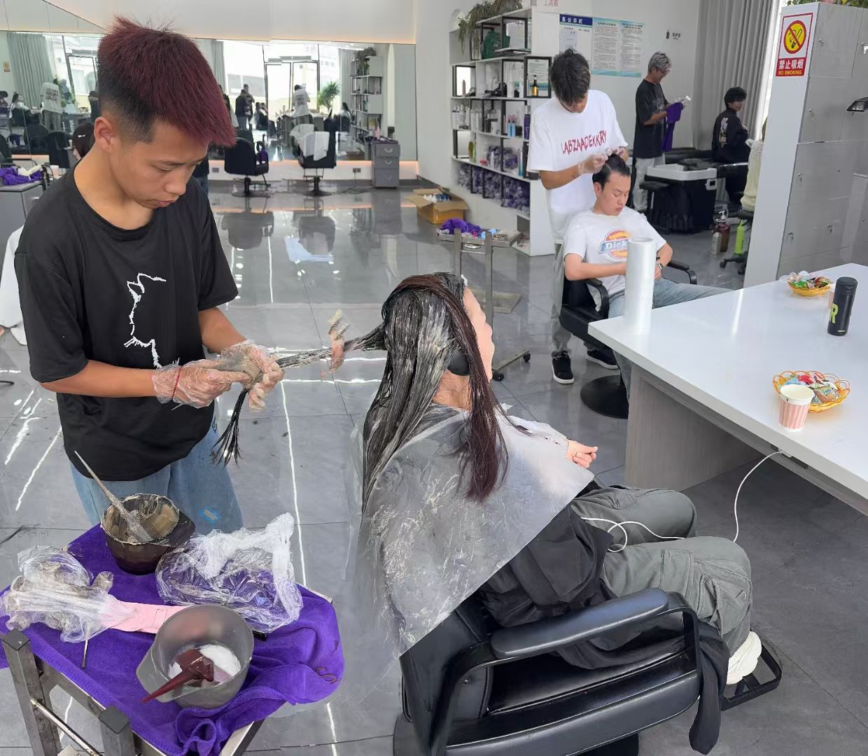 昭通禾慕造型省耕山水店