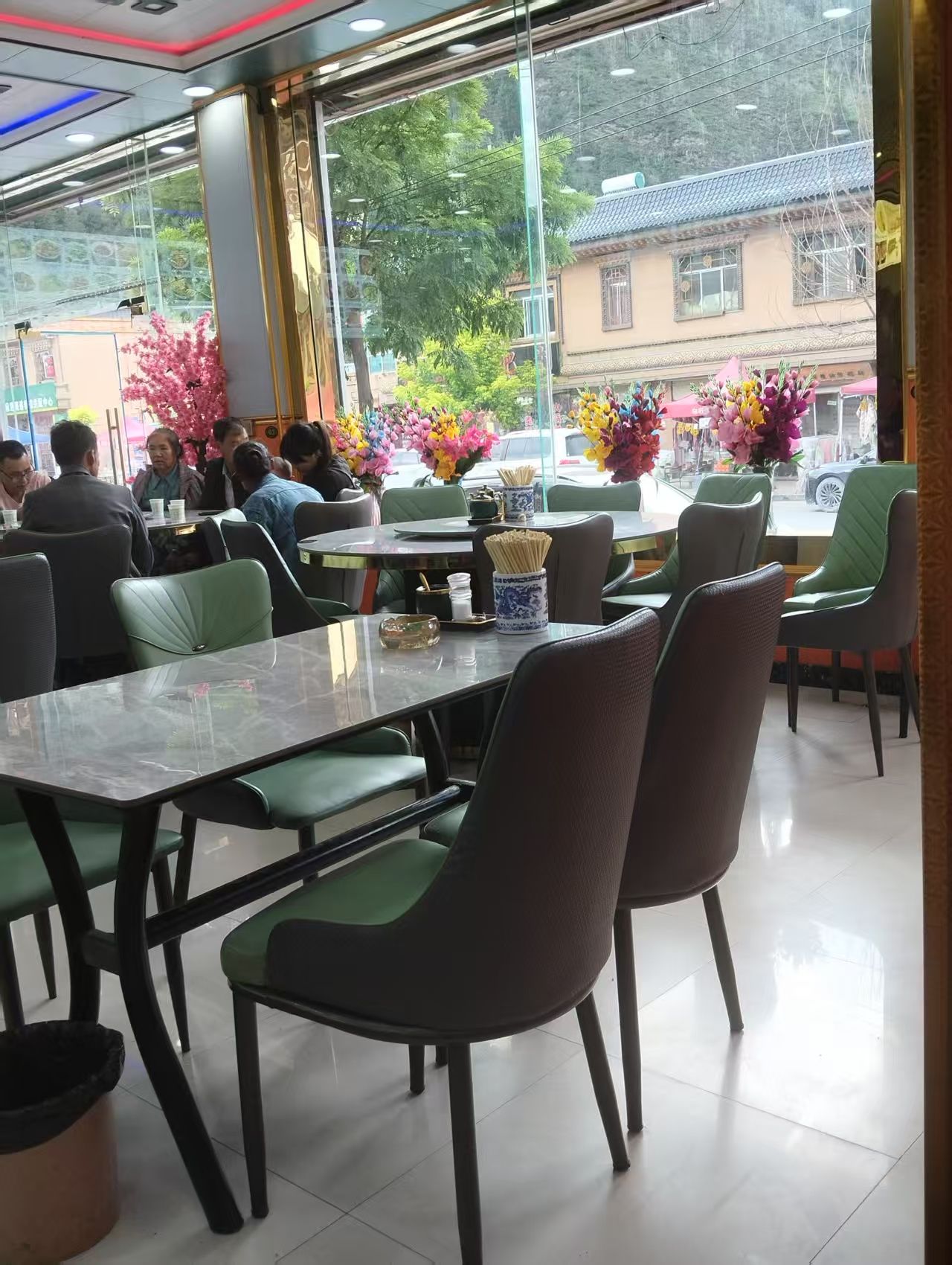 卓尼万客来餐厅(扎古录镇店)