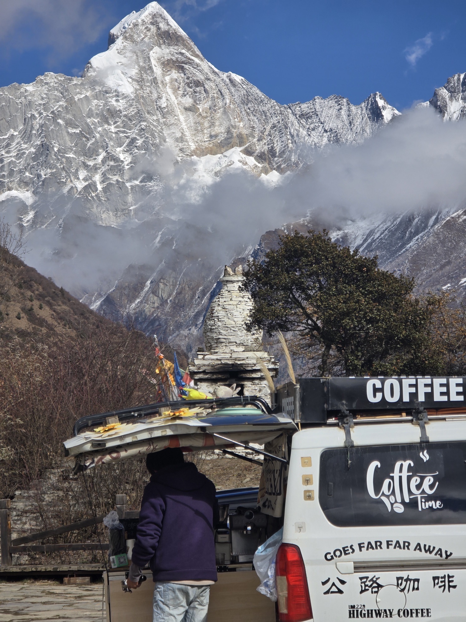 四姑娘山镇日照金山最佳观赏点旅行图片 3