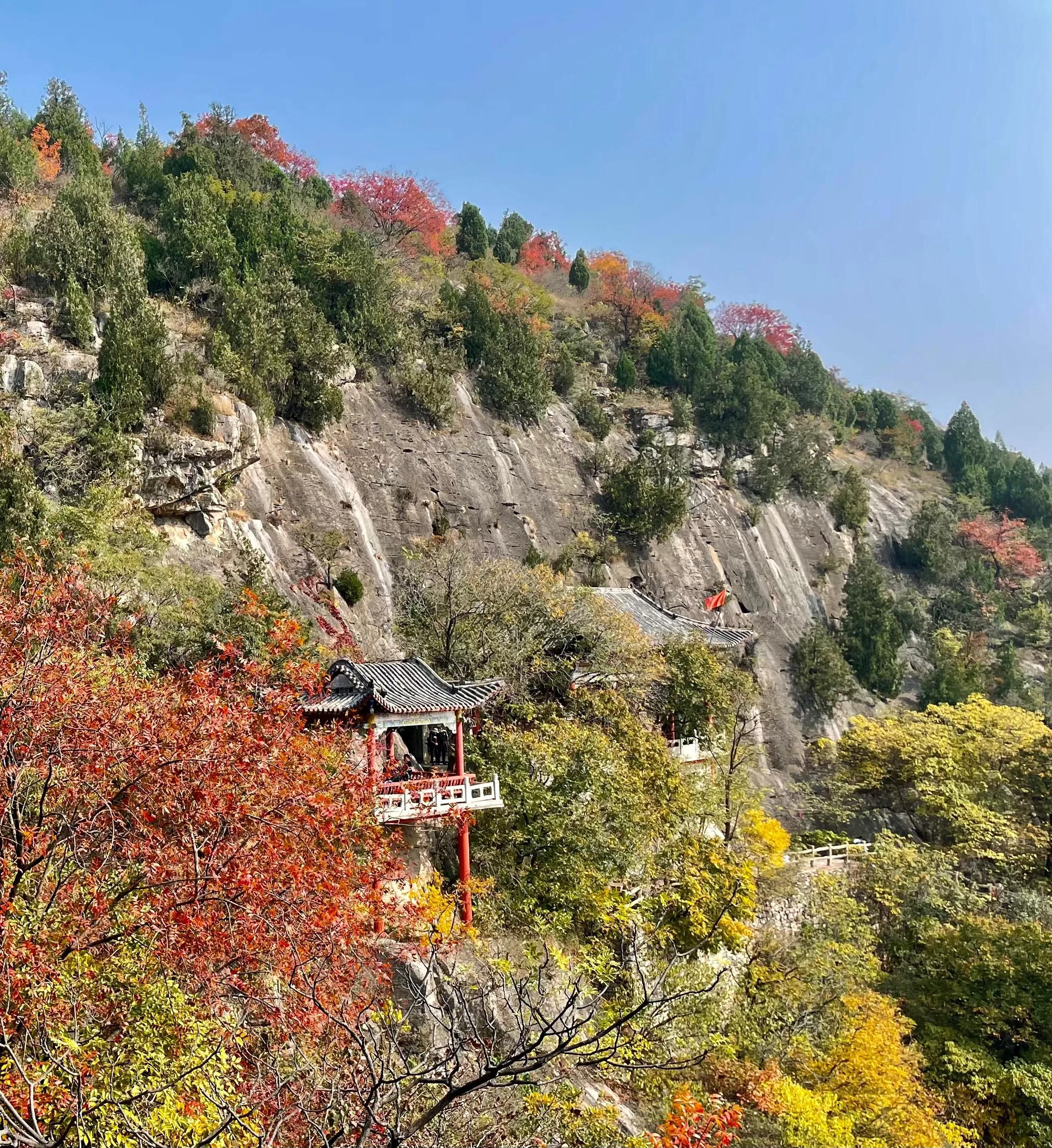 牛郎山红叶风景区旅行图片 1