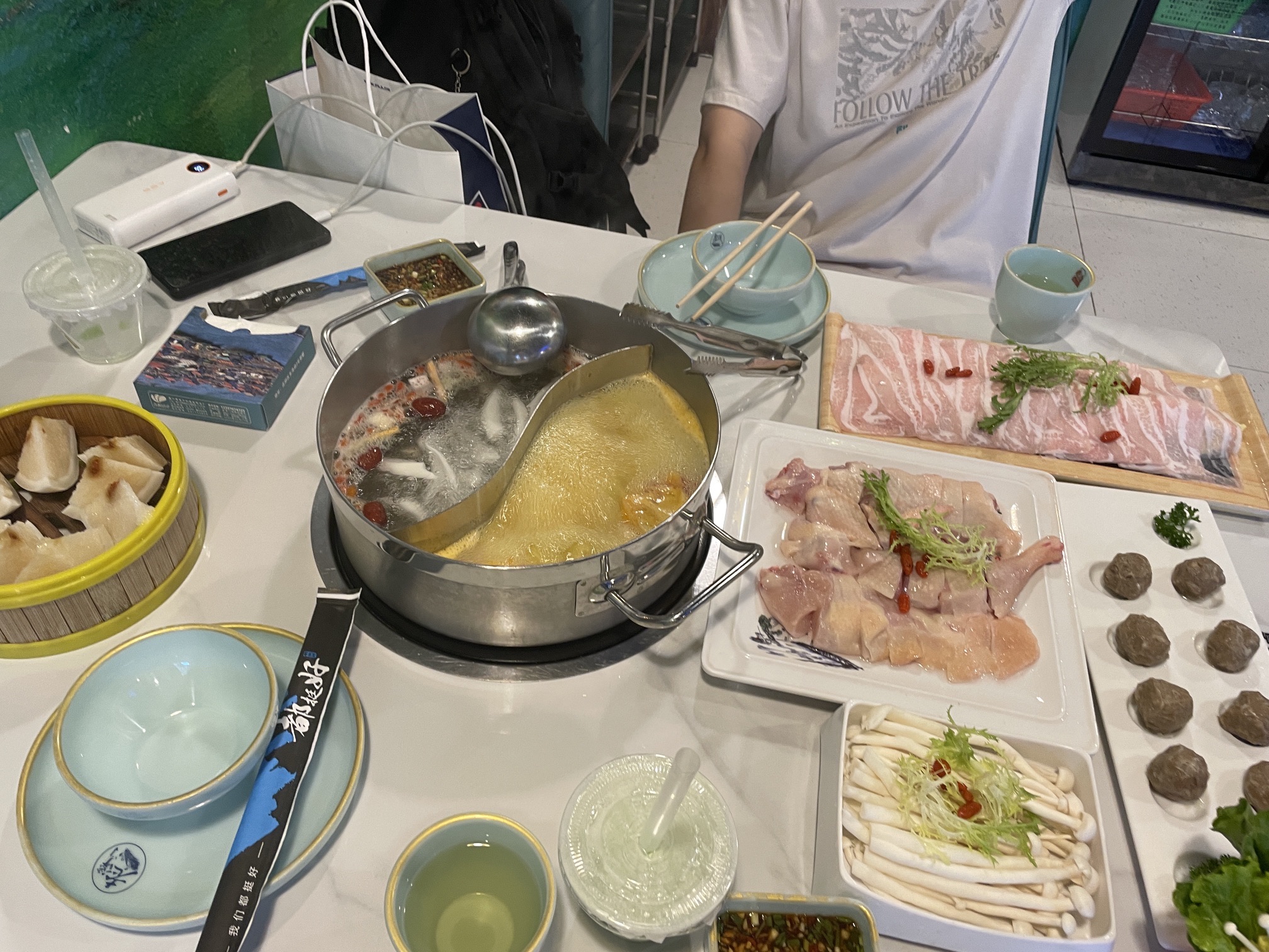 琼二糟粕醋·椰子鸡(大东海店)