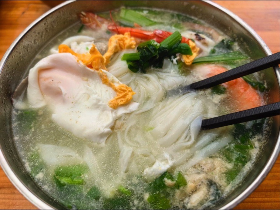 咖利树粉汤店