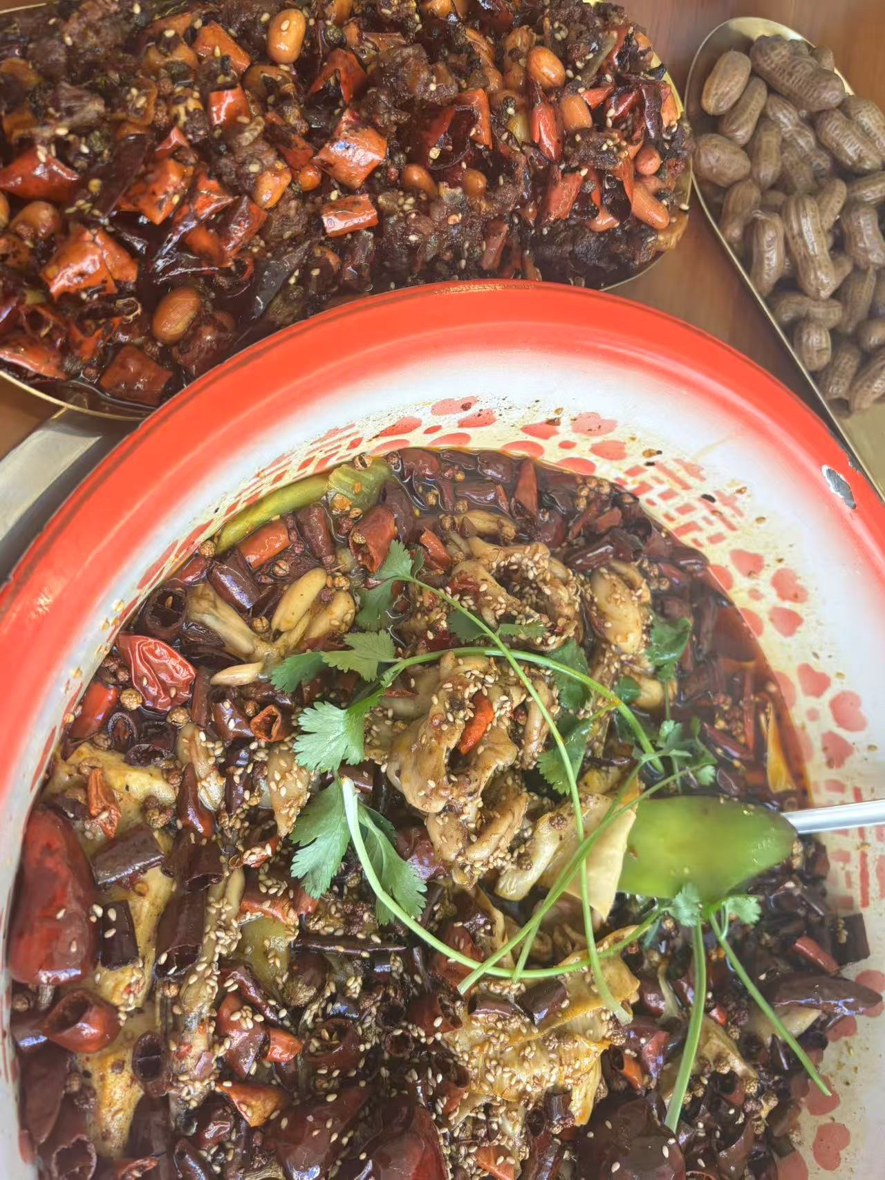 渝都辣小二重庆油泼水煮蛙&吃蛙必打卡餐厅