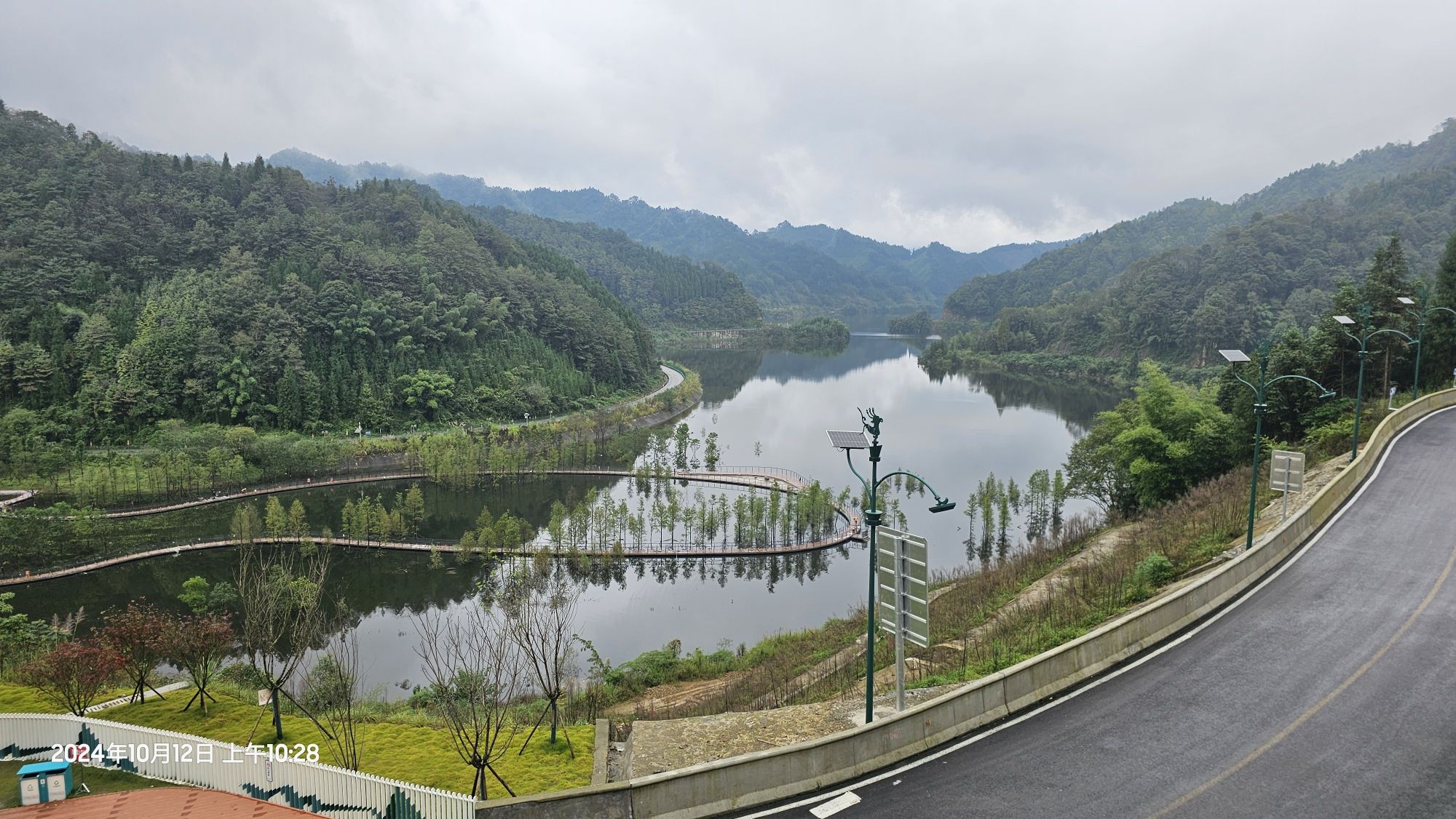 湔氐镇龙门之巅1号公路起点旅行图片 1