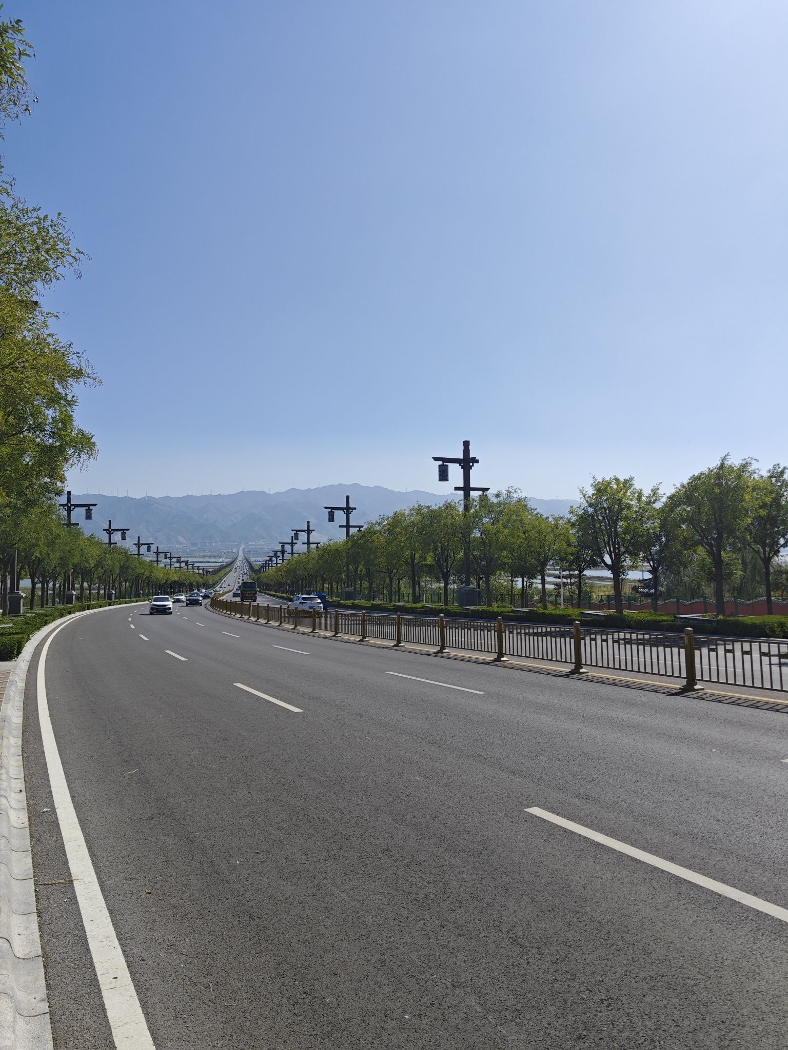 盐池006号路灯打卡点旅行图片 1