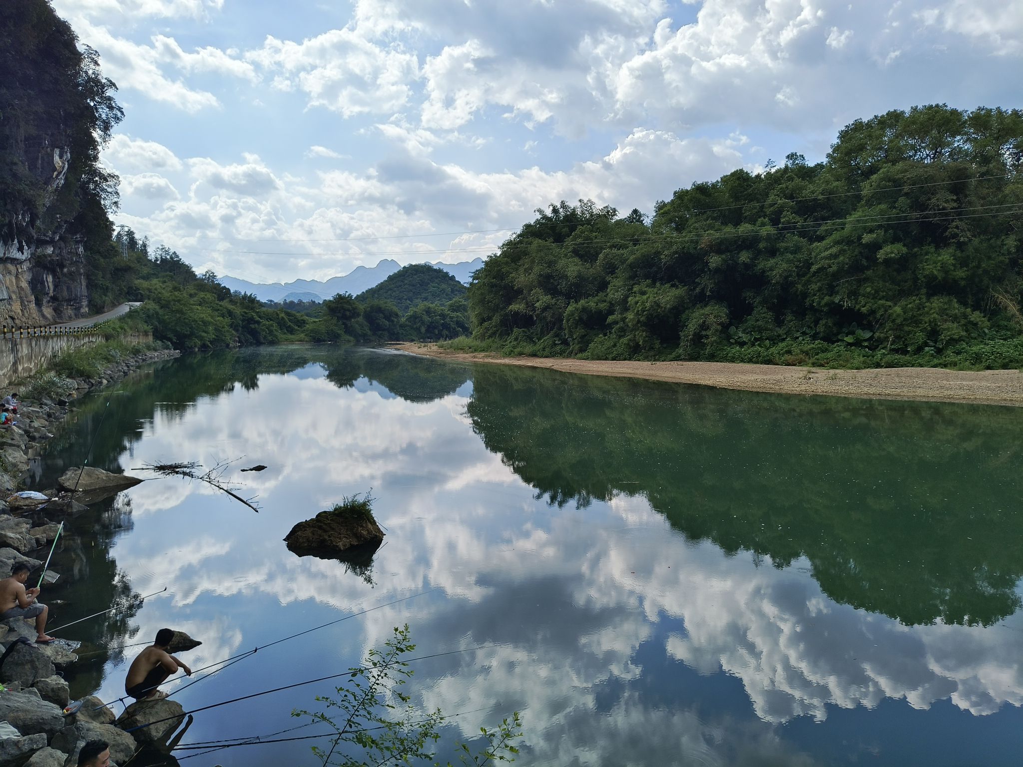麻仔水野营地