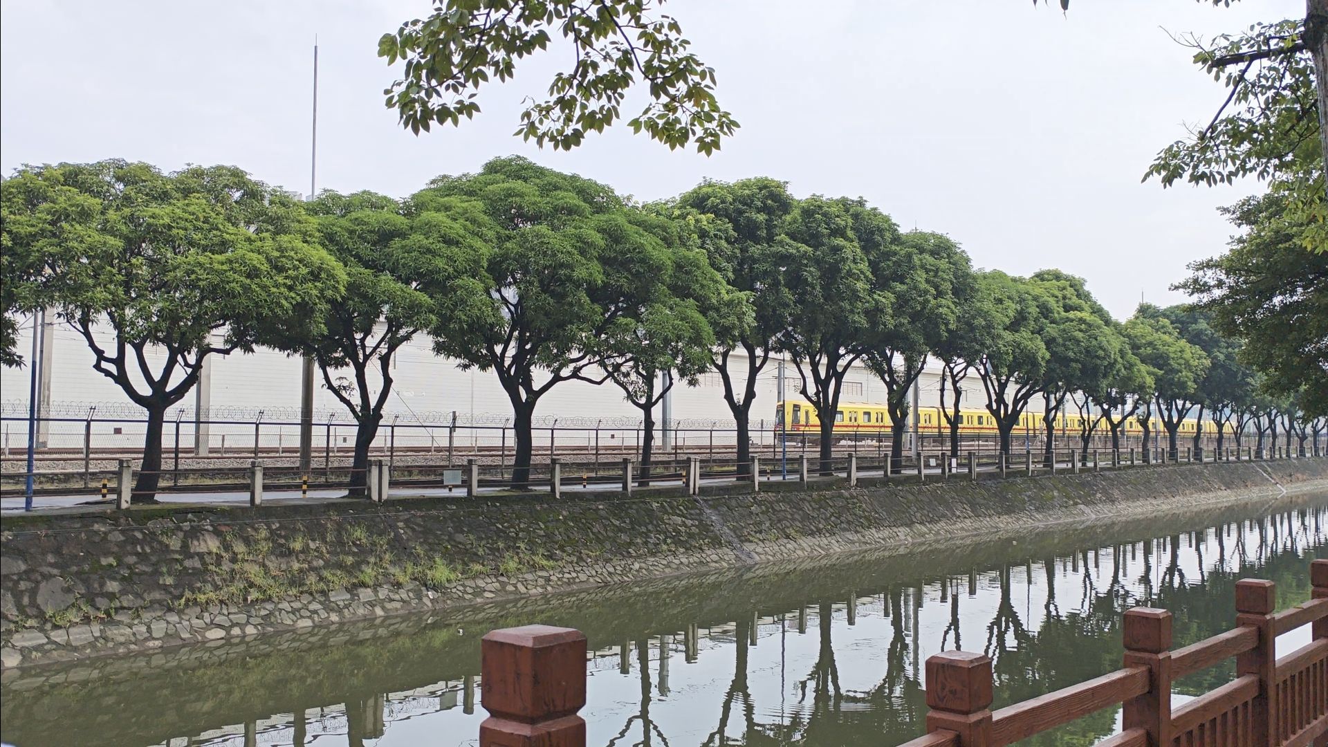 广州地铁1号线试车线旅行图片 1