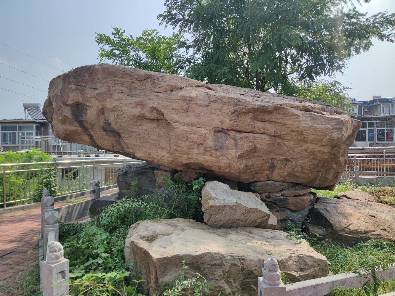 杜坡山巨石文化遗址旅行图片 2