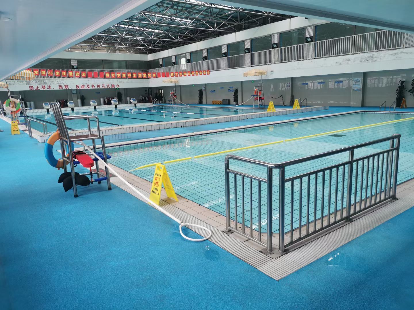 场地封面-Simon赛萌·游泳俱乐部(多媒体中心店)