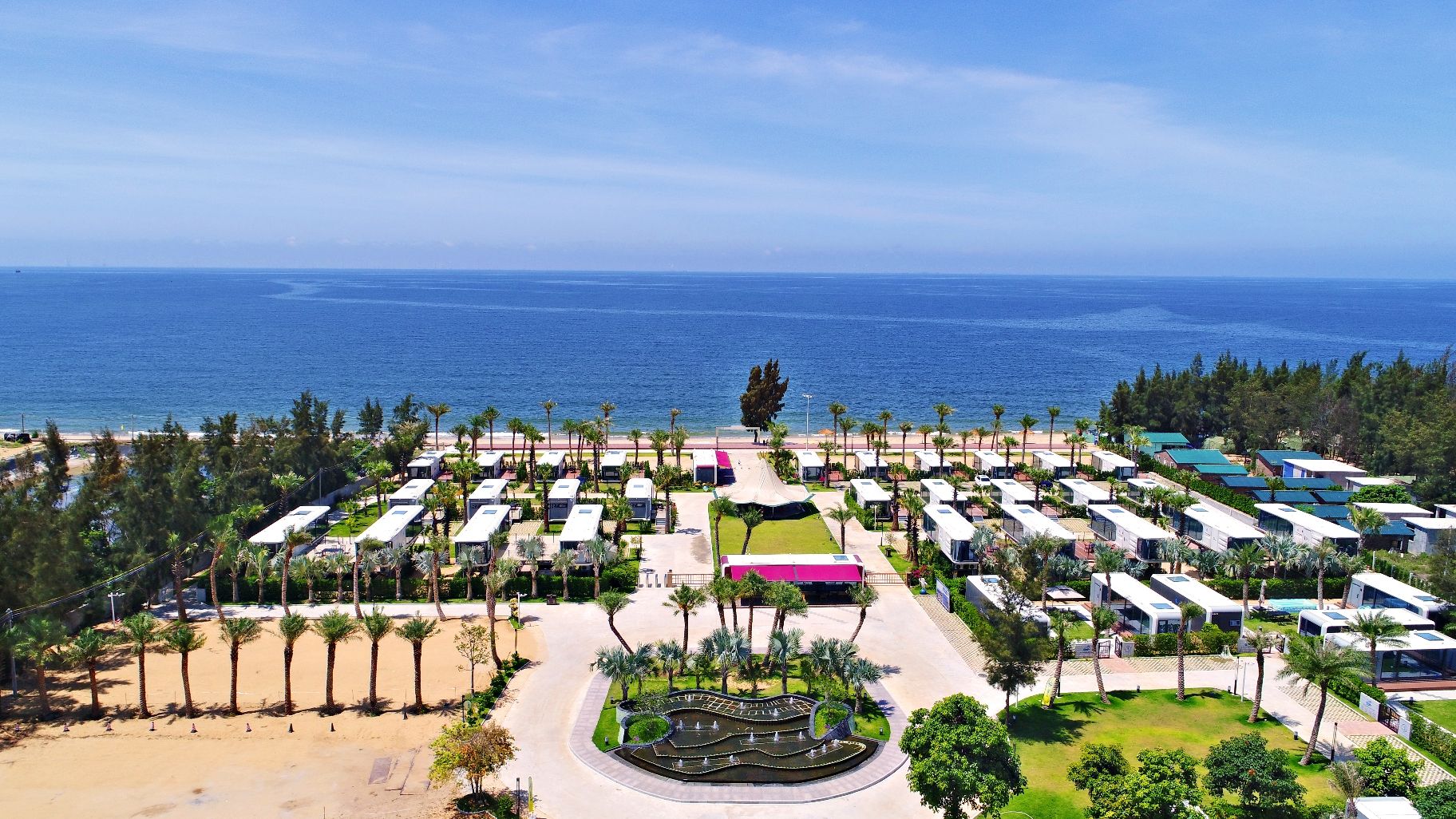 前海湾椰风海韵度假区