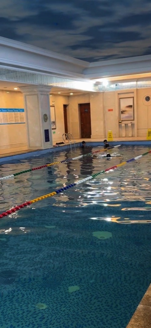 场地封面-龙记星宸游泳健身