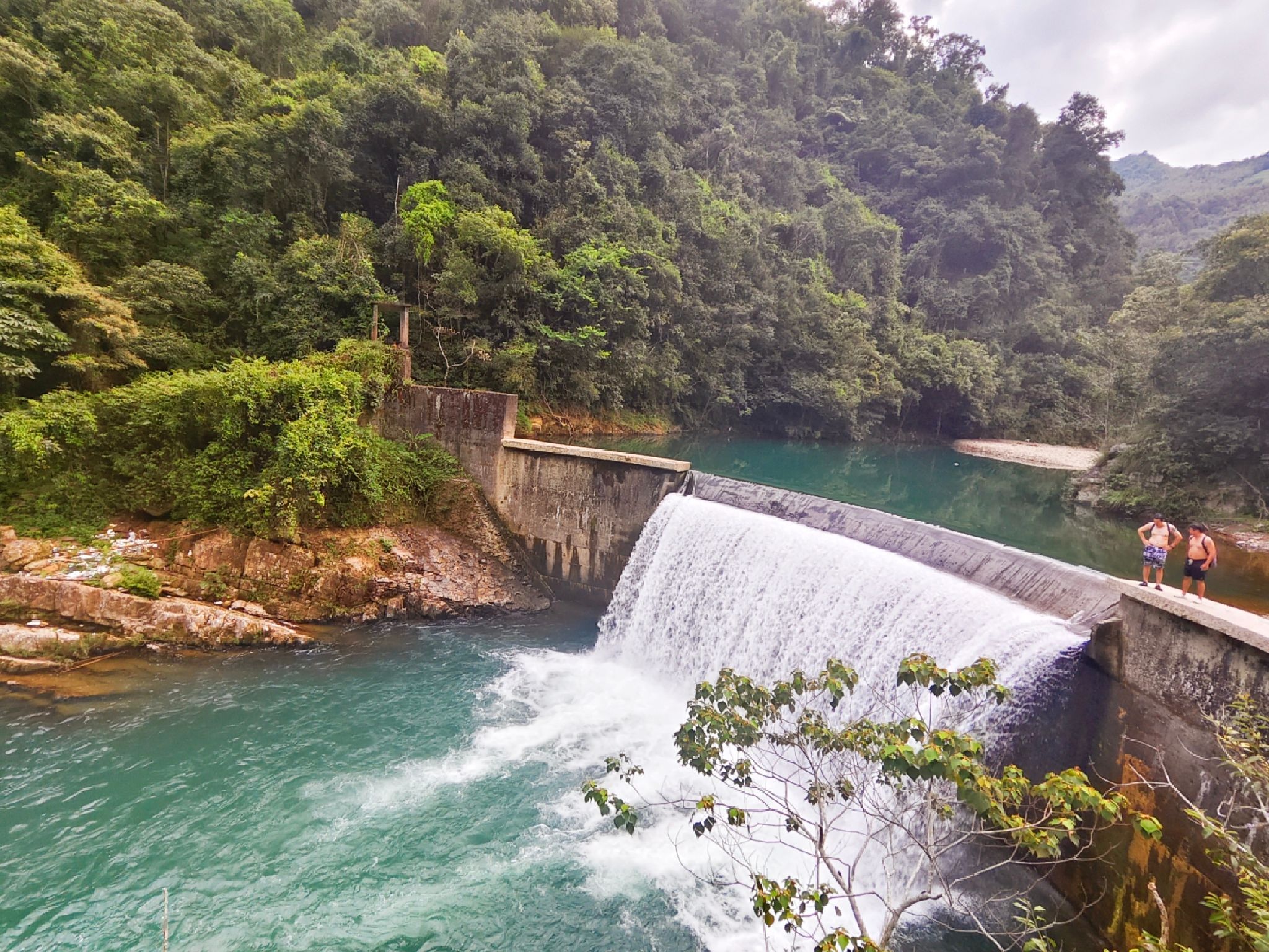 小东江口瀑布旅行图片 1
