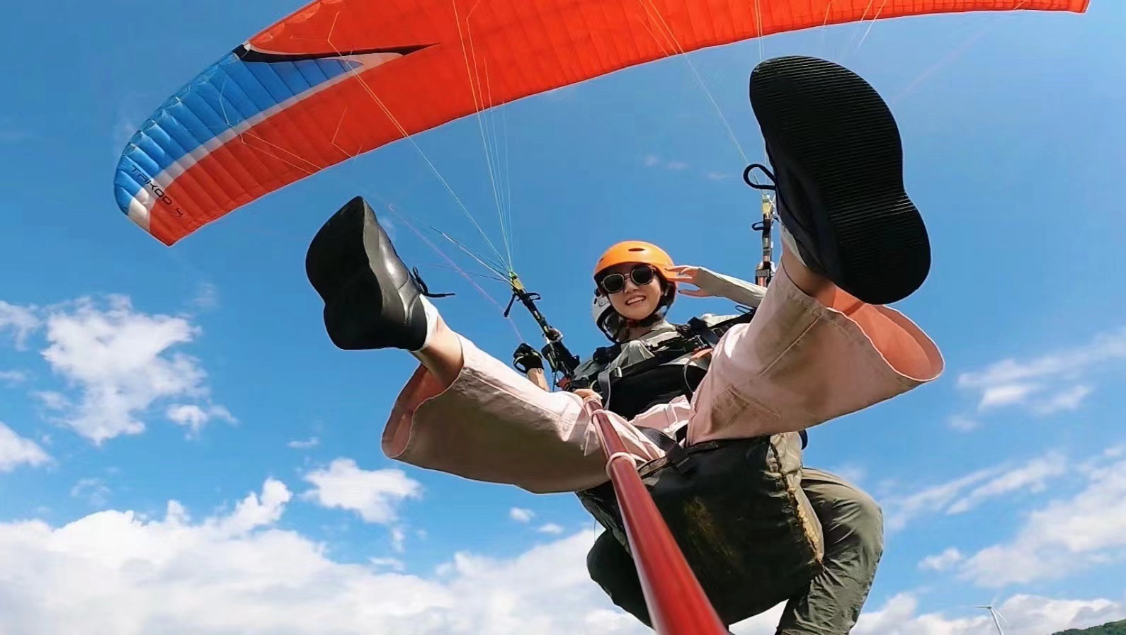 推荐场地-平步青云滑翔伞