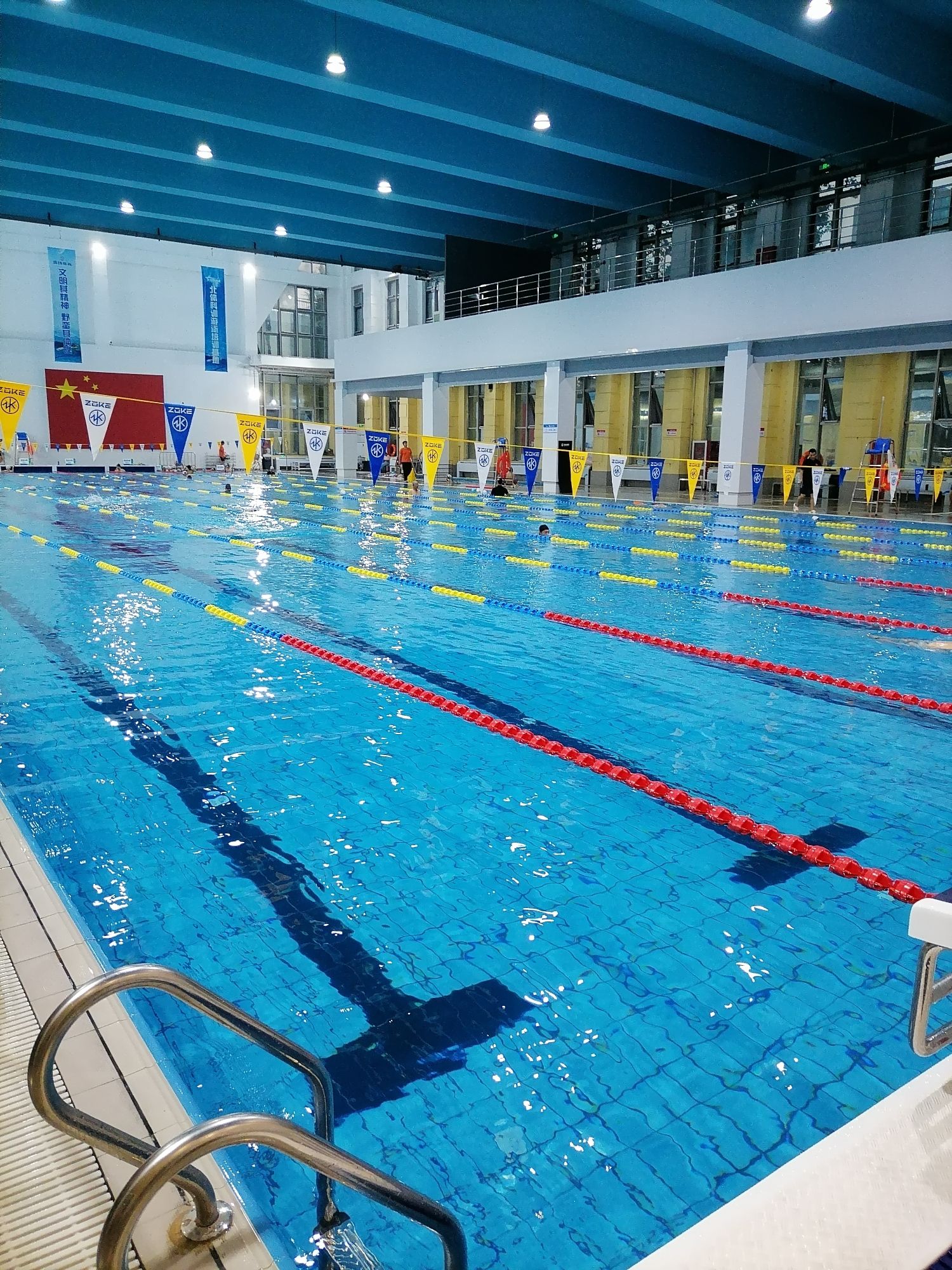 场地封面-石景山体育场游泳健身中心