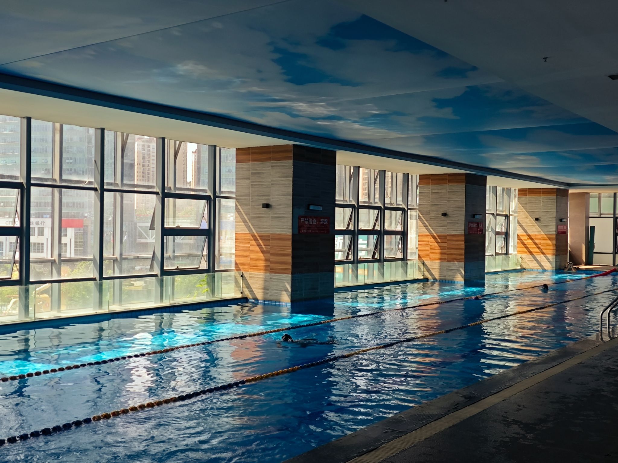 场地封面-维克斯健身·游泳(爱琴海店)