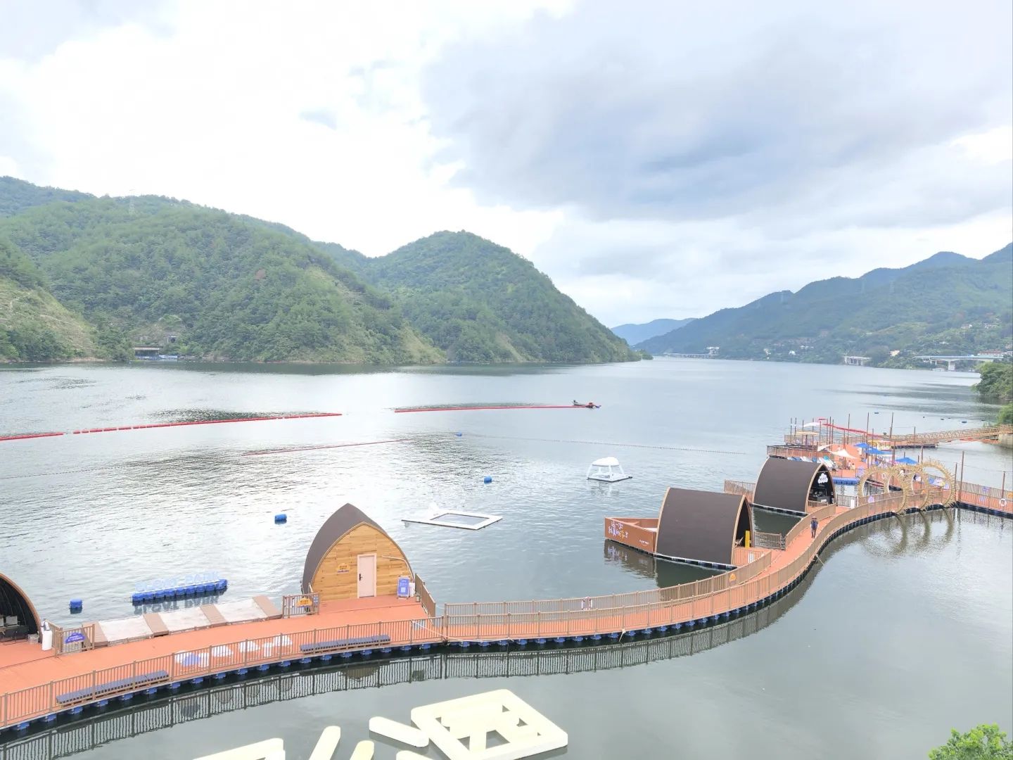 漂浮公园旅行图片 2