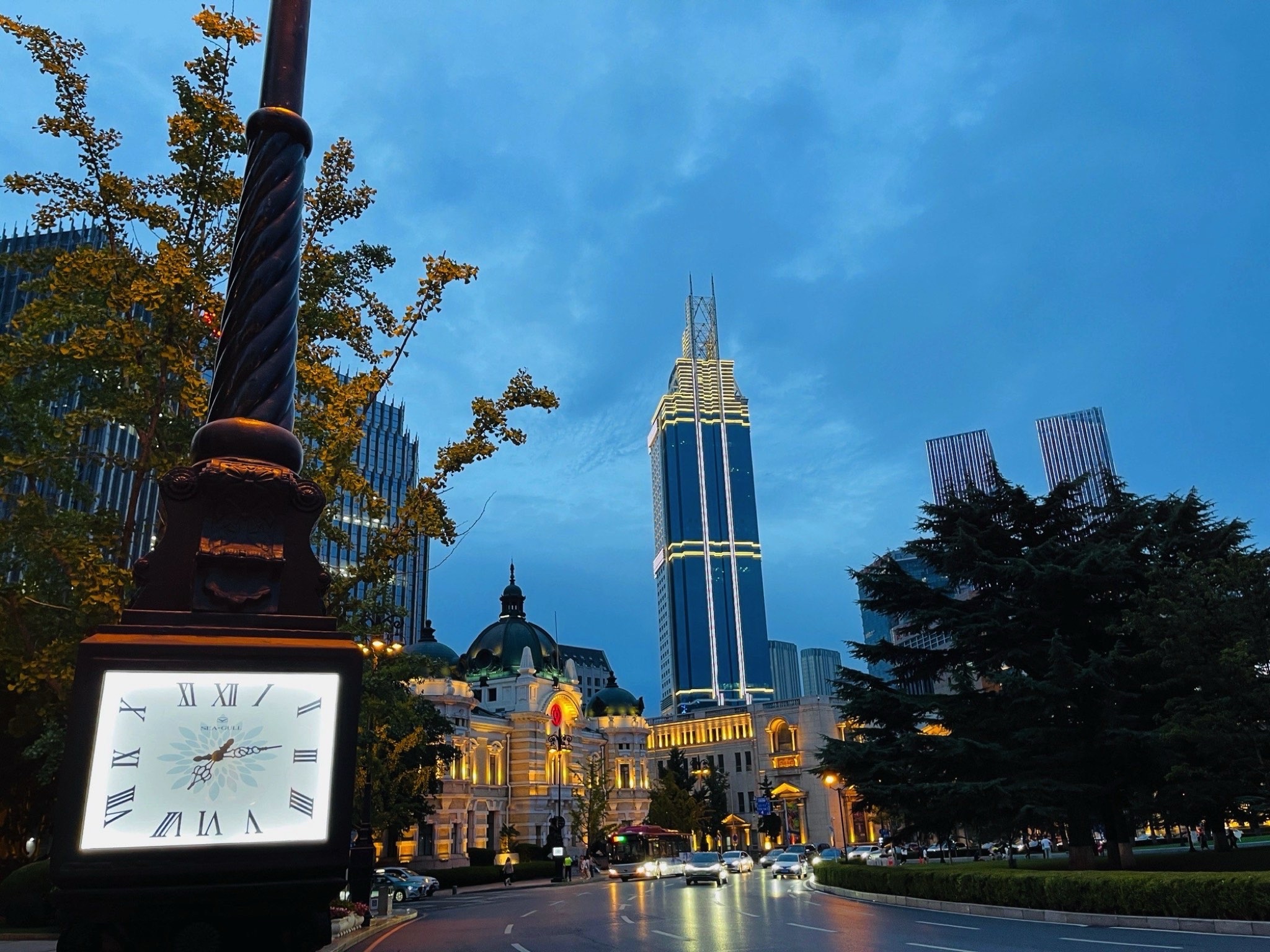 中山广场早市