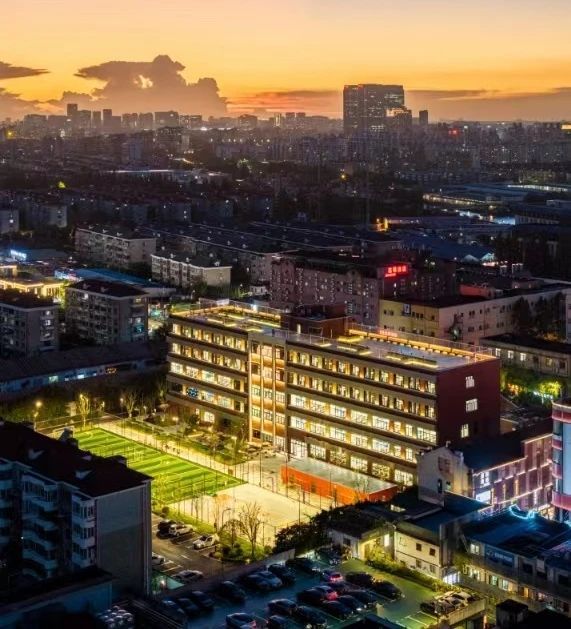 上海科学技术职业学院(闵行校区)