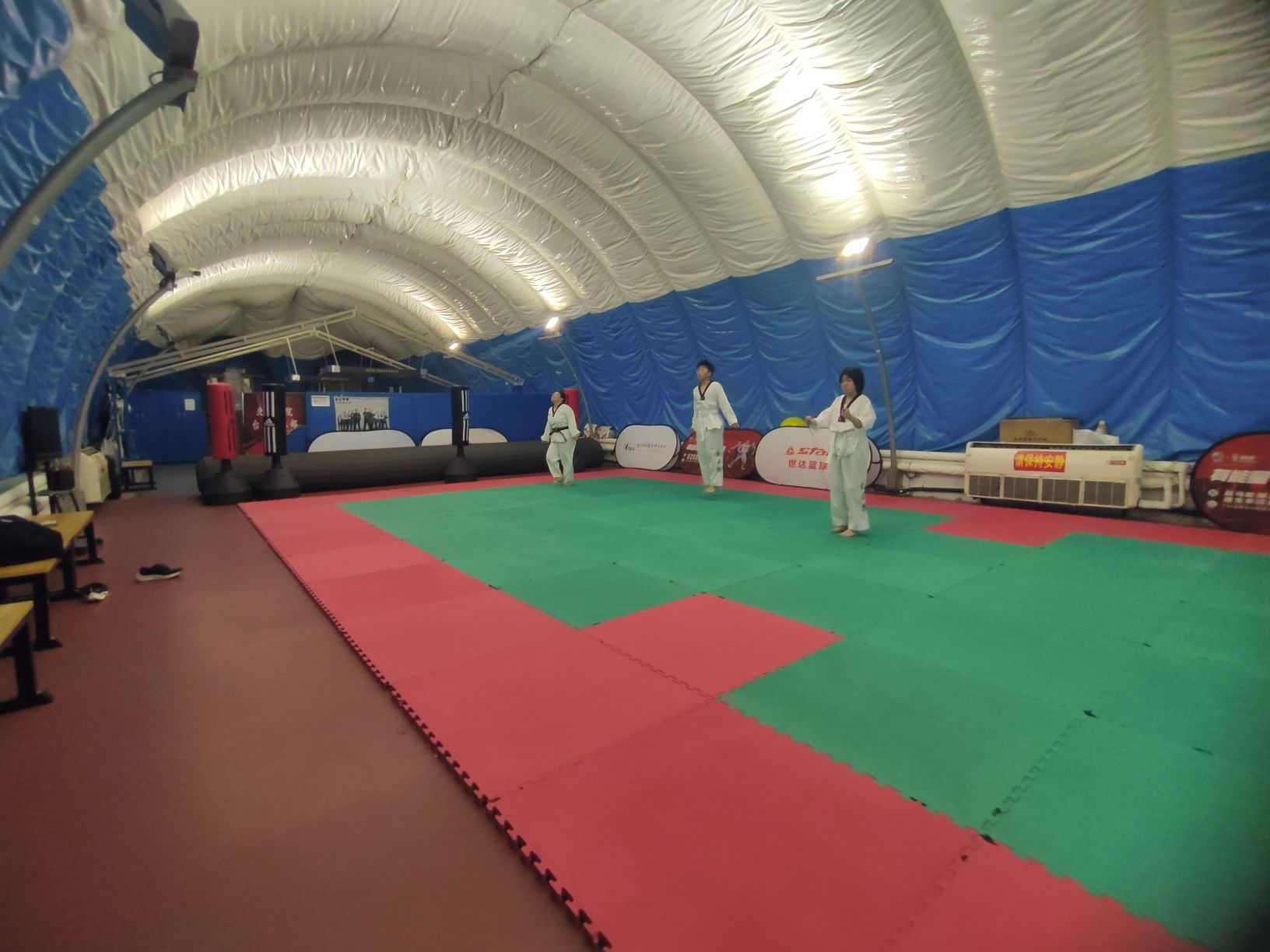 场地封面-北工院跆拳道俱乐部