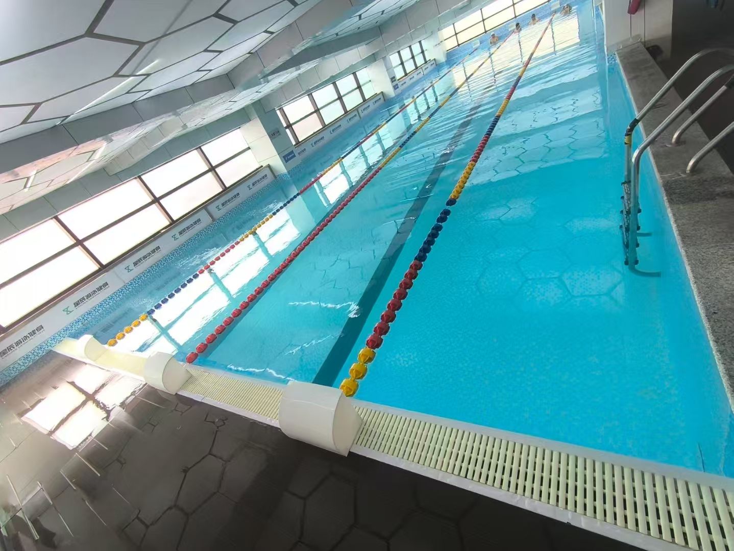 轻奢运动·星辰游泳健身(万达店)