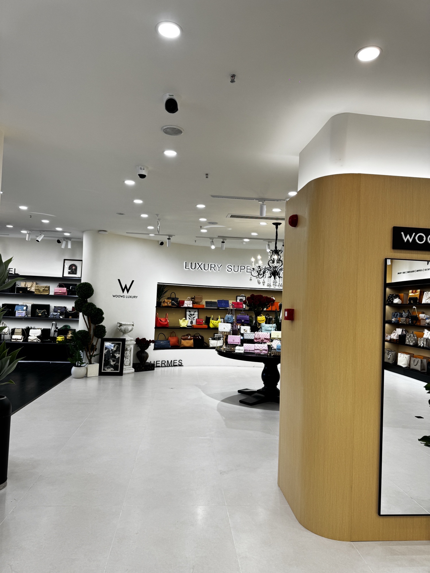 WOOWS奢侈品超市