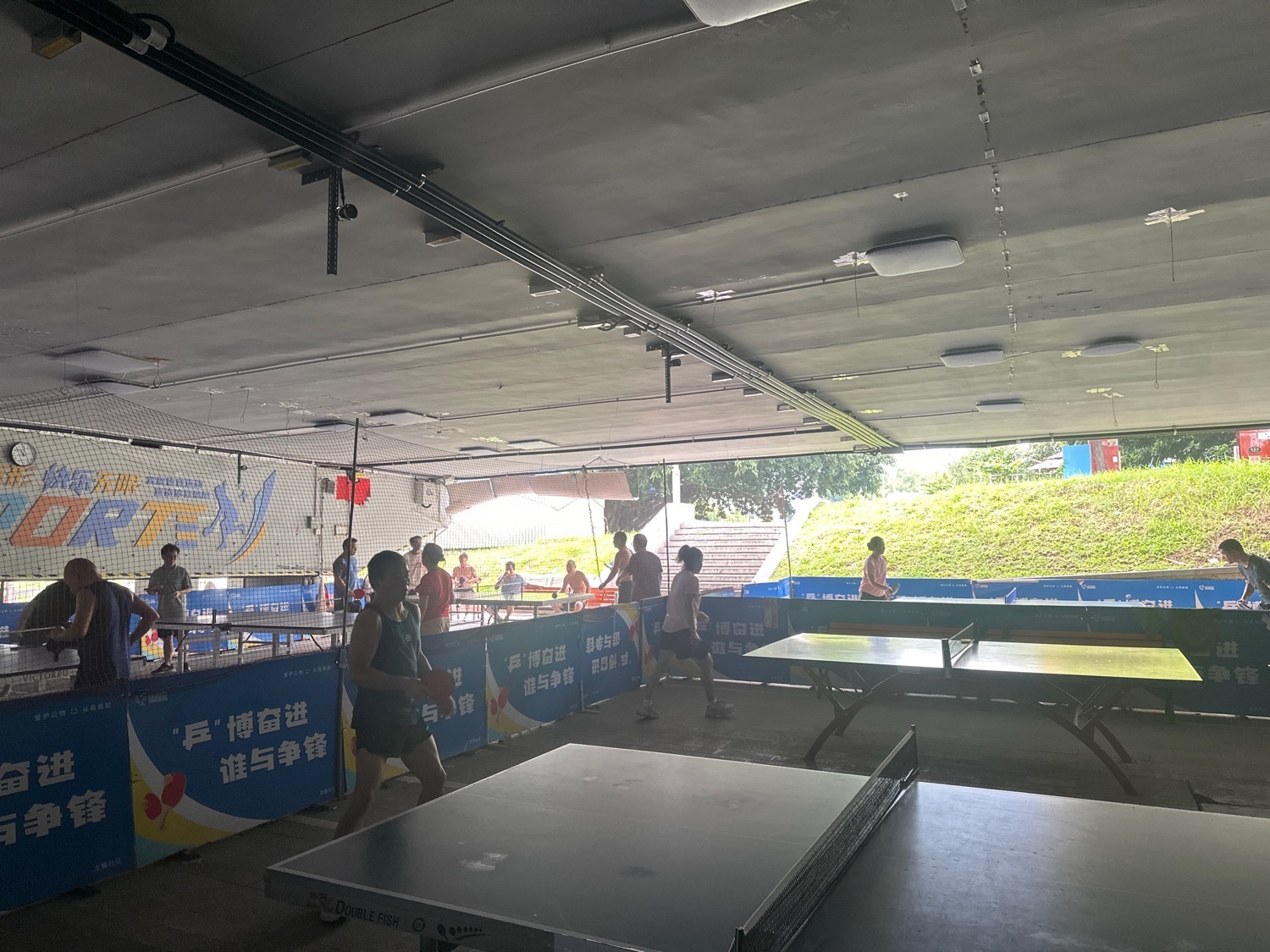 场地封面-石岩桥底乒乓球场