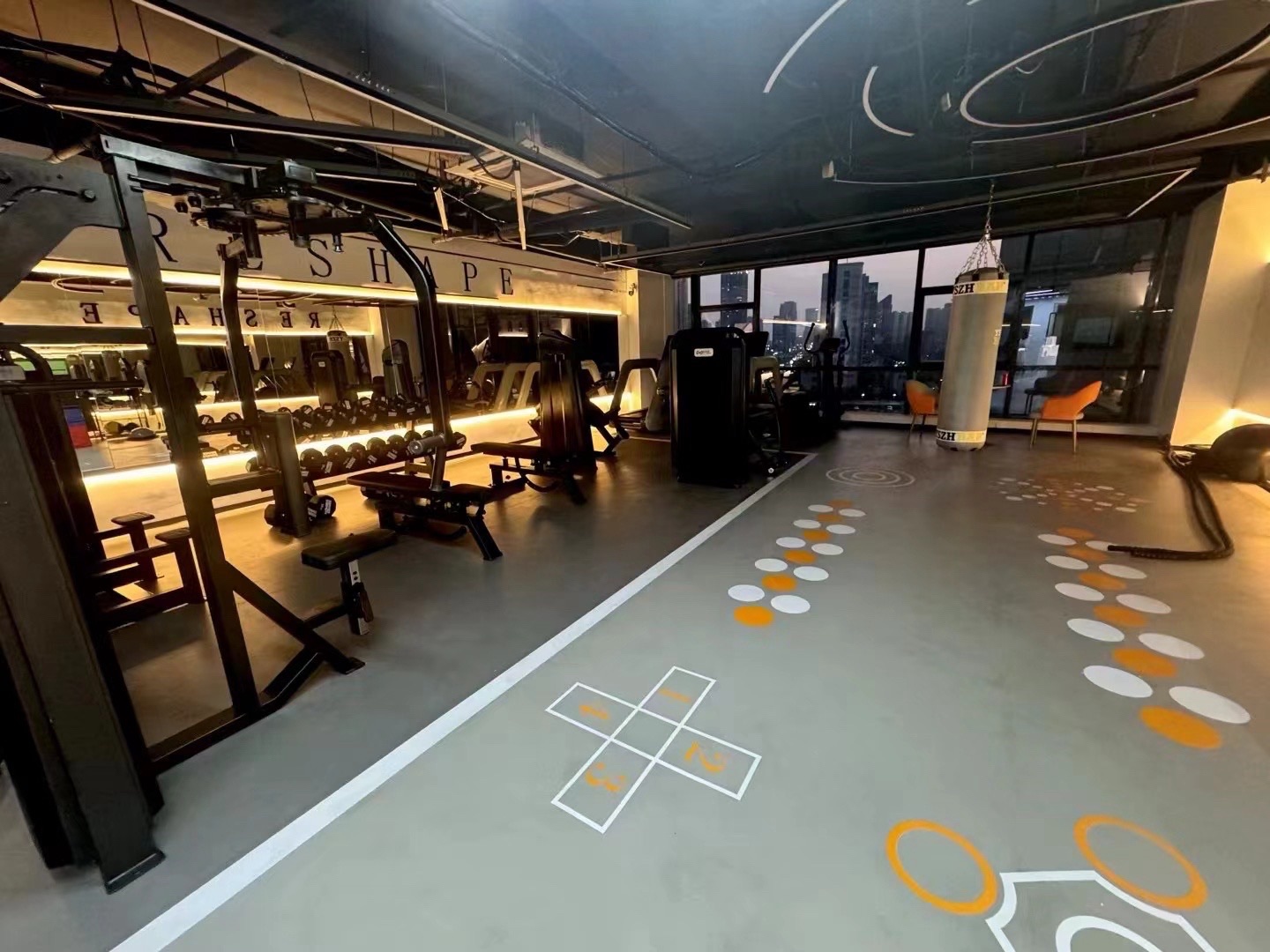 场地封面-RESHAPE未知天赋休闲健身