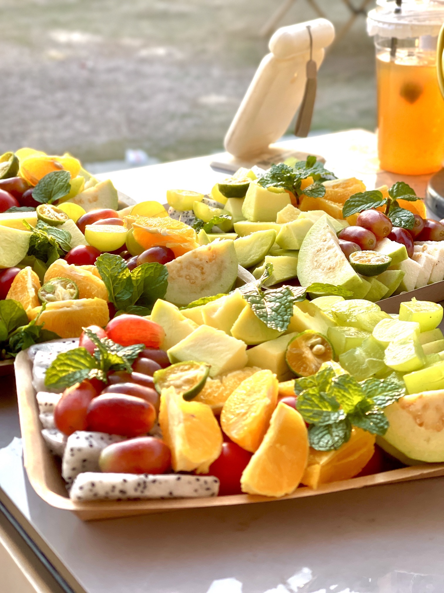 场地封面-酒别重逢酒馆营地