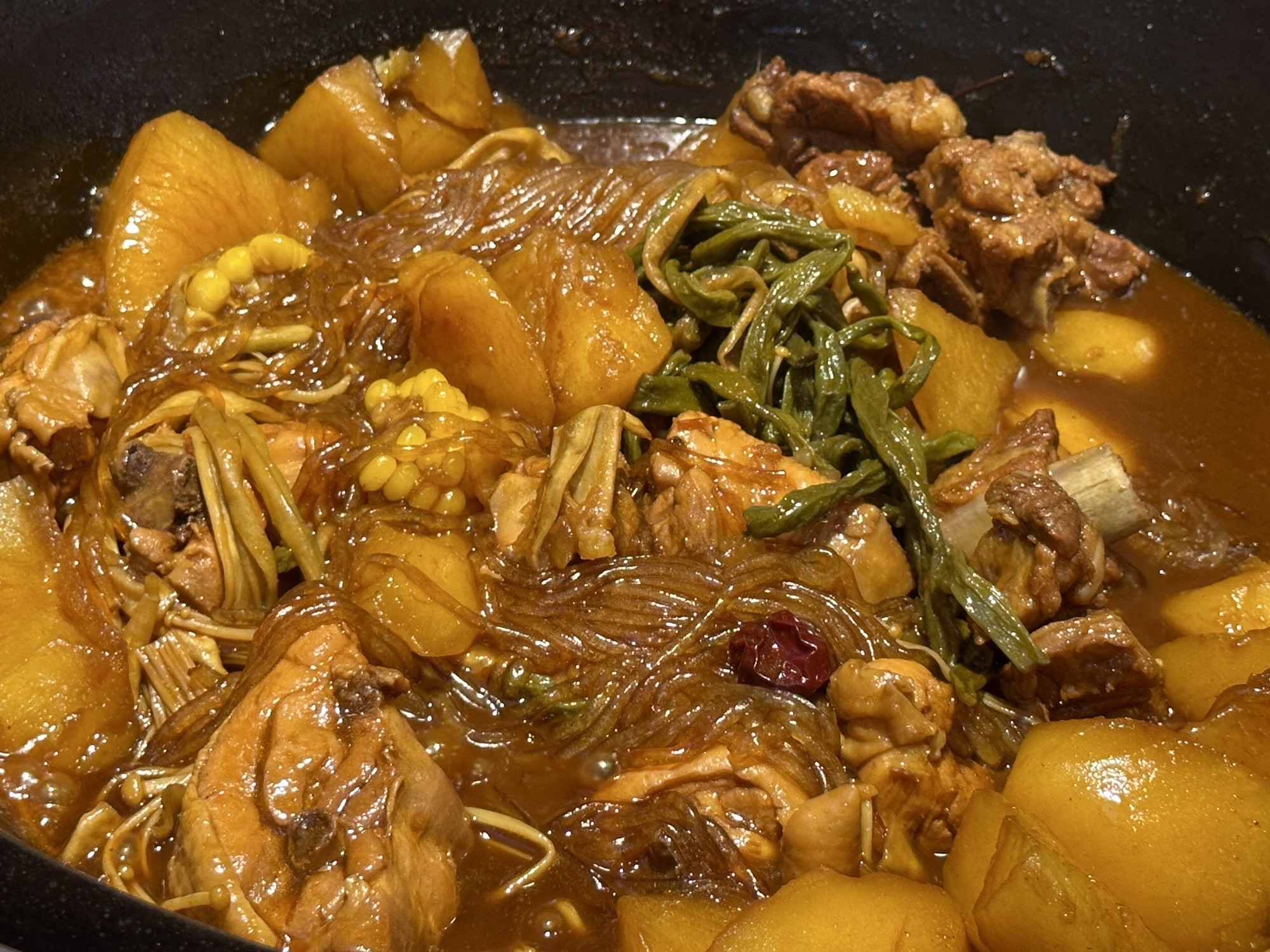 金山屯铁锅炖(凌河店)