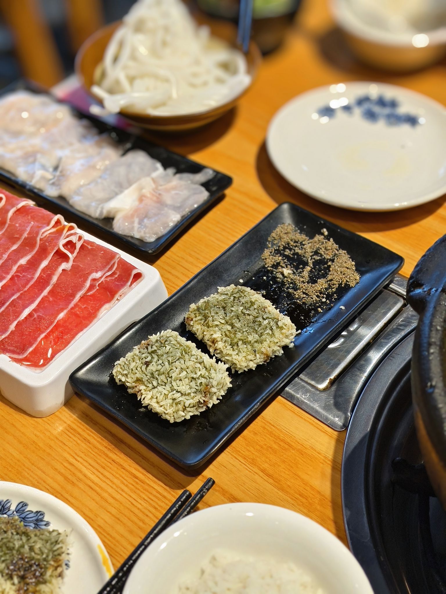 黔三一夺夺粉酸汤火锅(海南首店)
