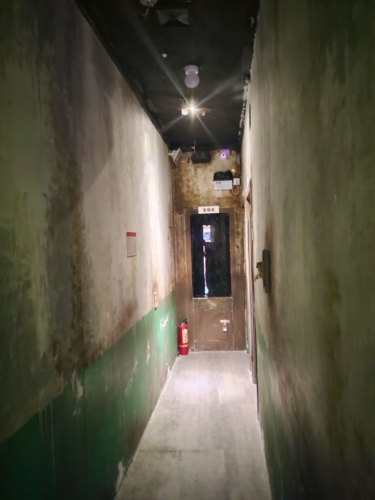 场地封面-個间密室·沉浸式真人剧场(广州店)