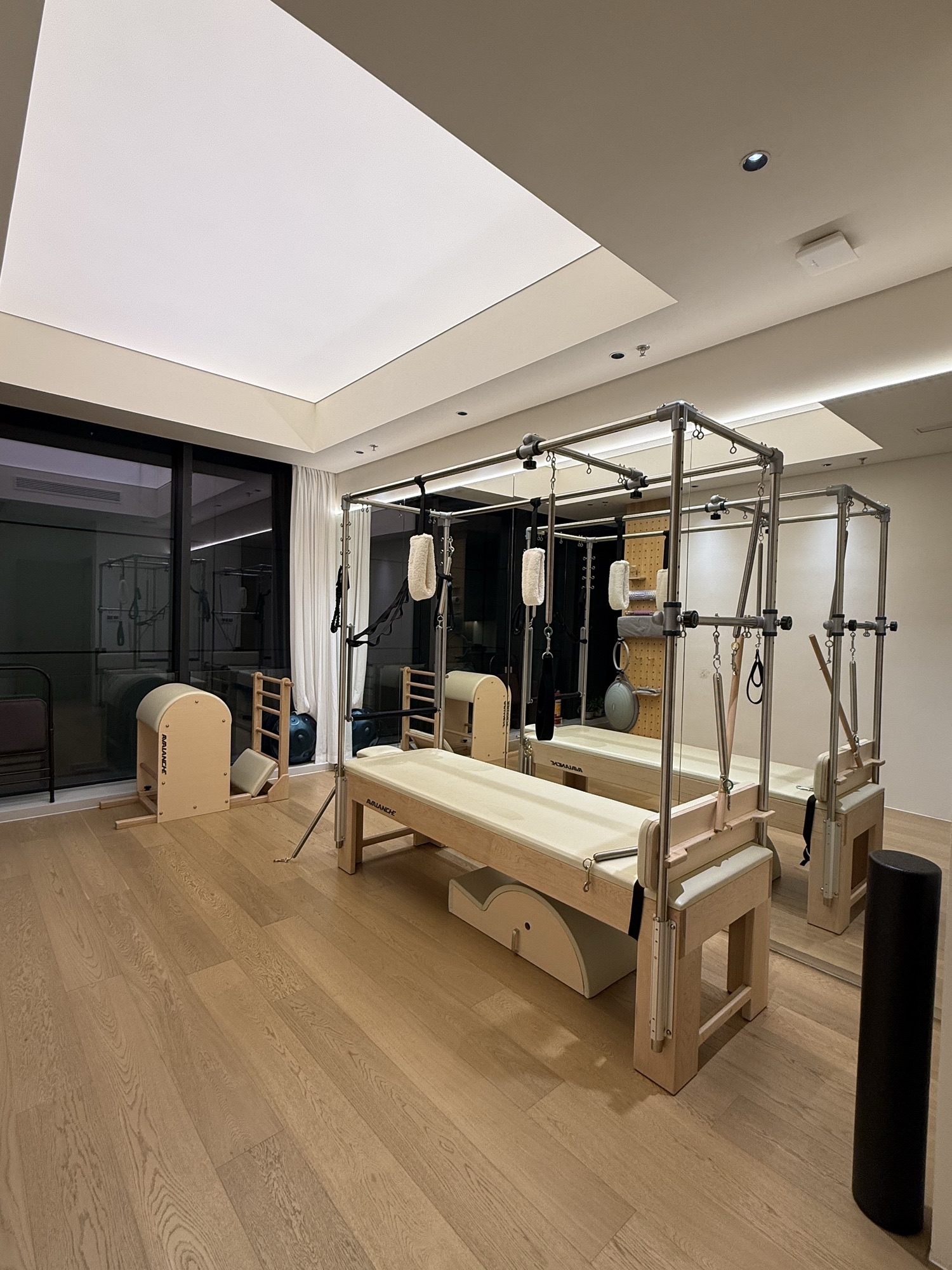 场地封面-MetYoga(滨江银泰)