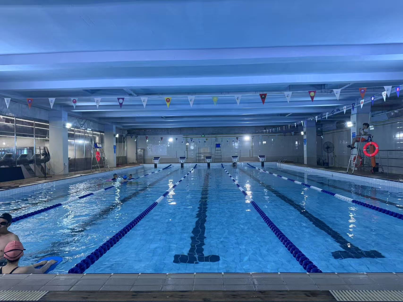 场地封面-臣歌游泳健身体育中心