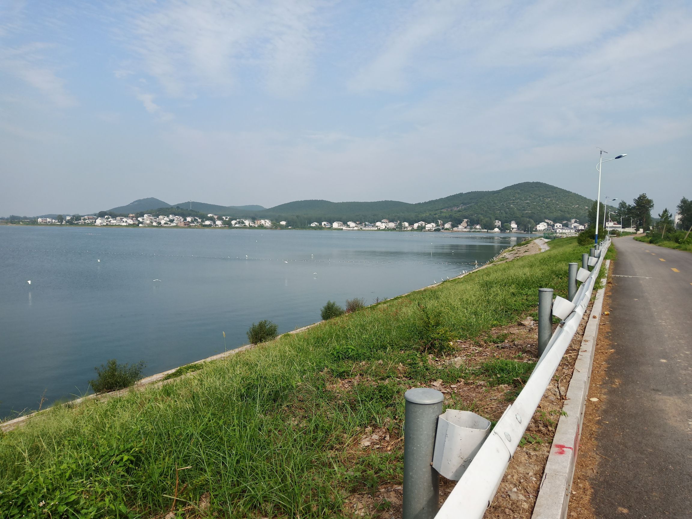 吕梁湖旅行图片 1