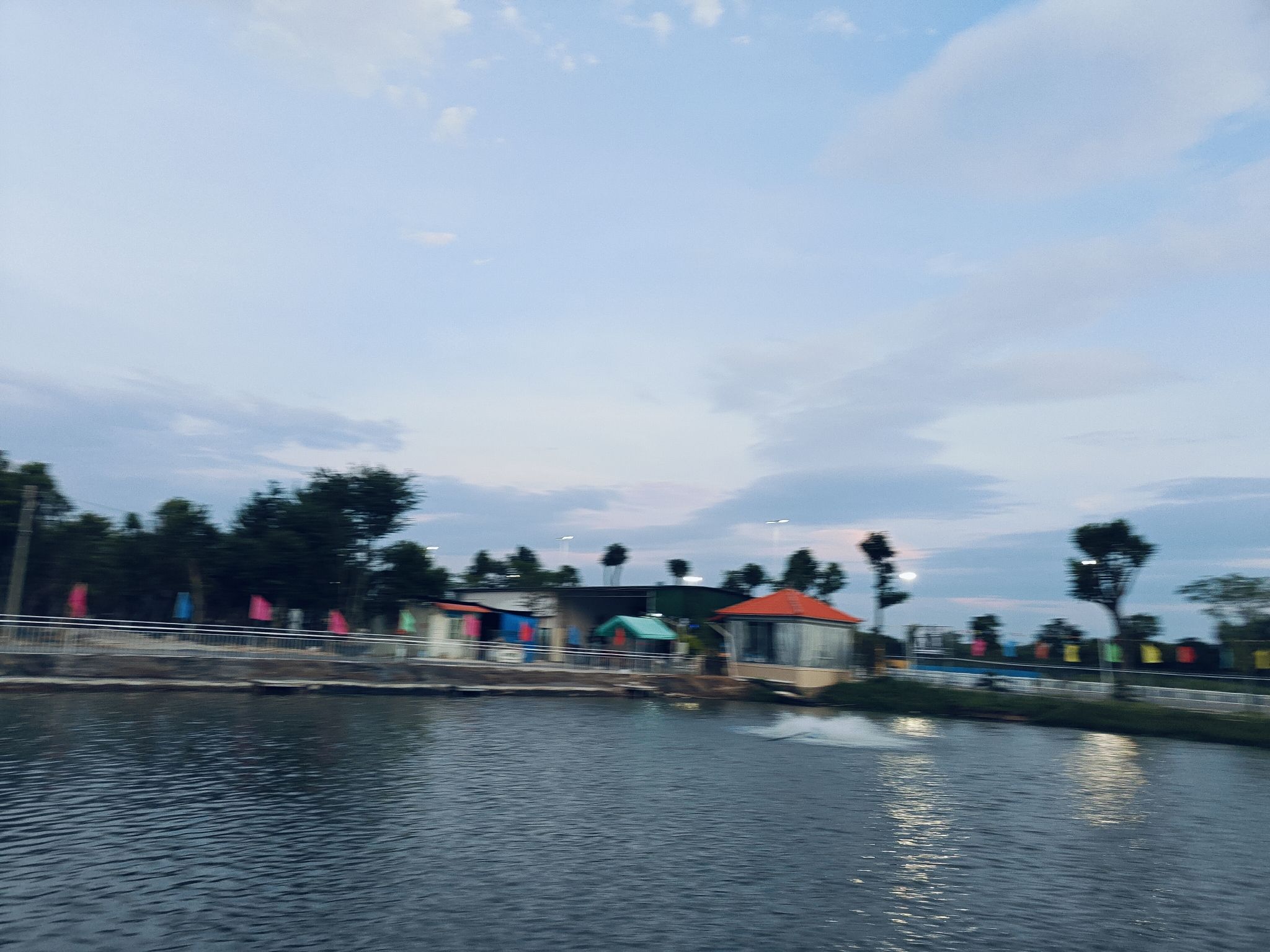 十亩地钓鱼台