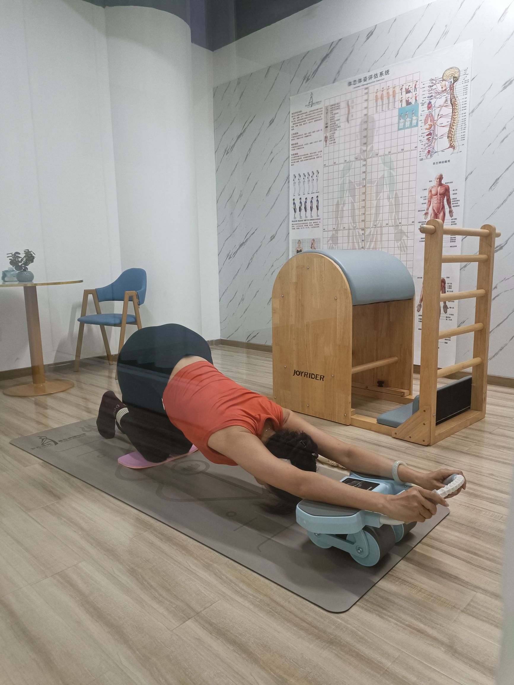 场地封面-罗拉瑜伽普拉提塑形馆