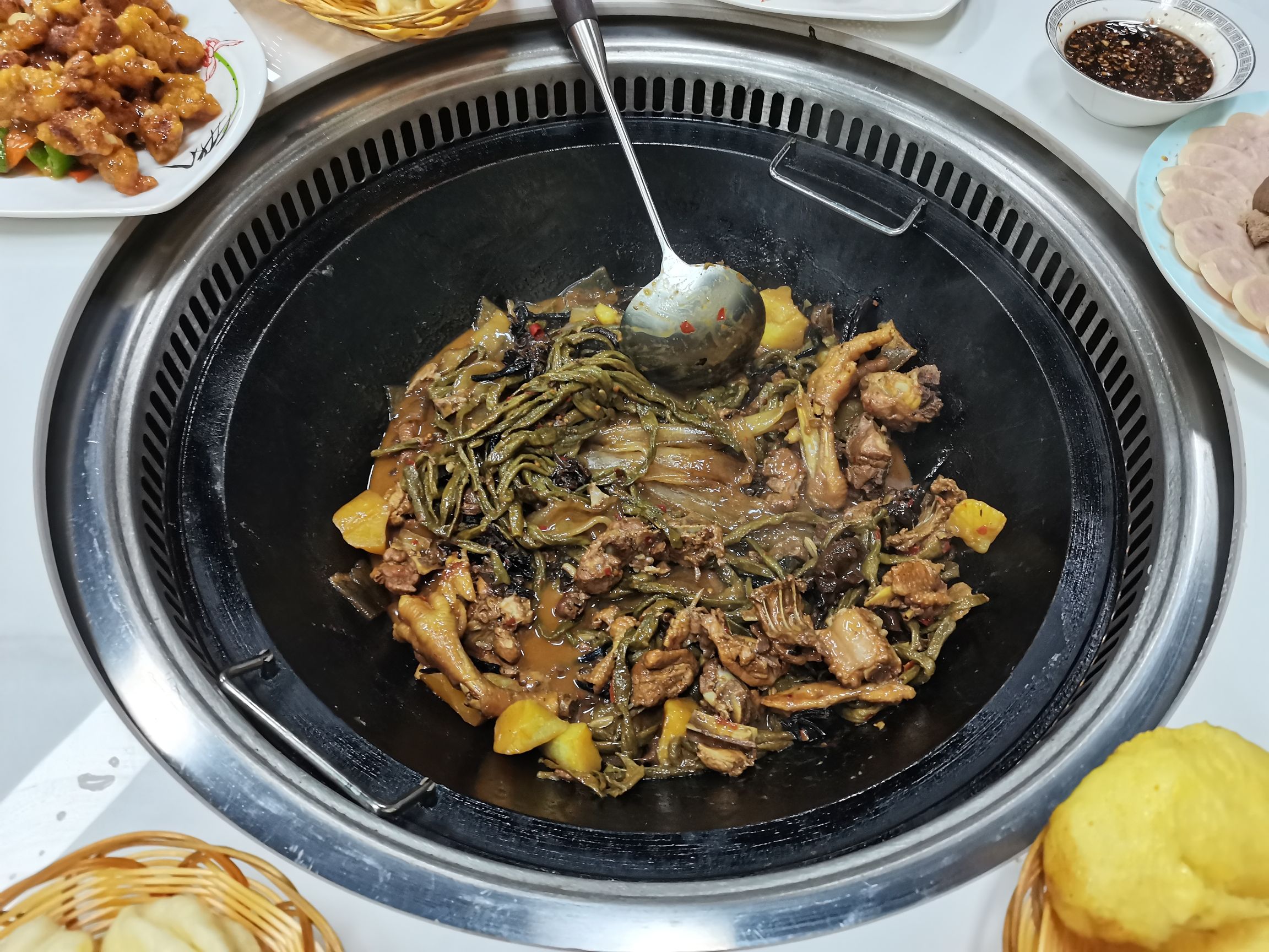 齐丰铁锅炖