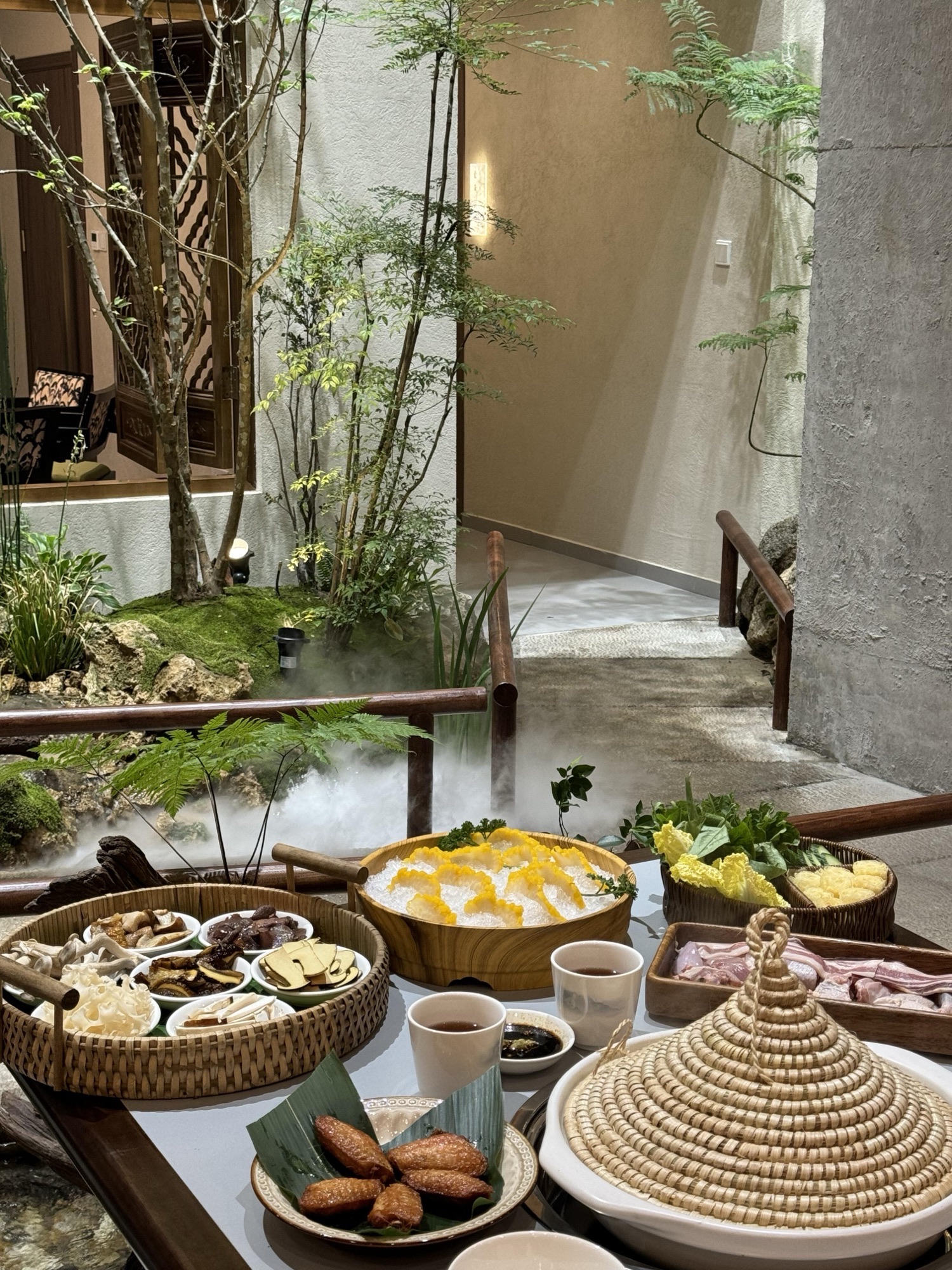 菌林天下·野生菌餐厅(澄海店)