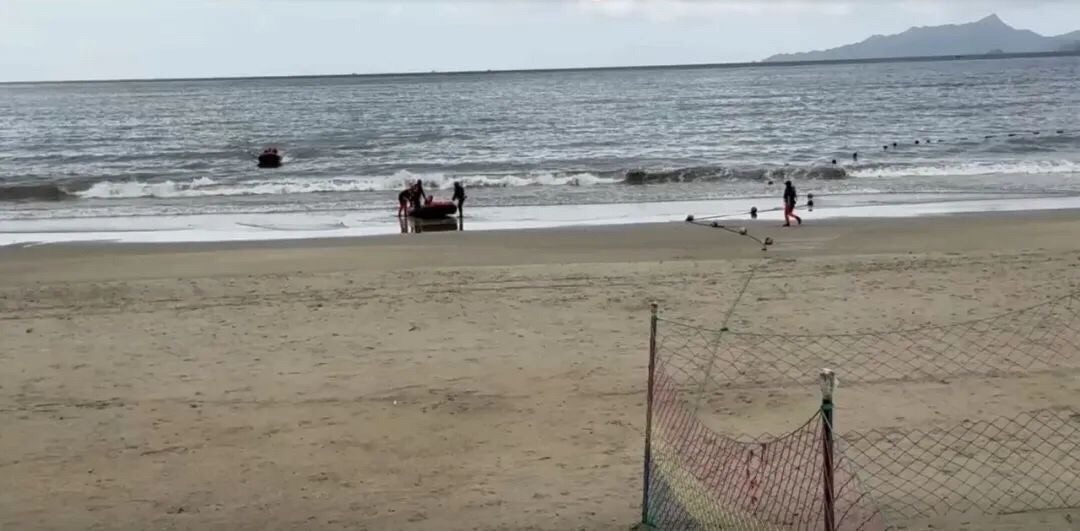 田心海边游泳场