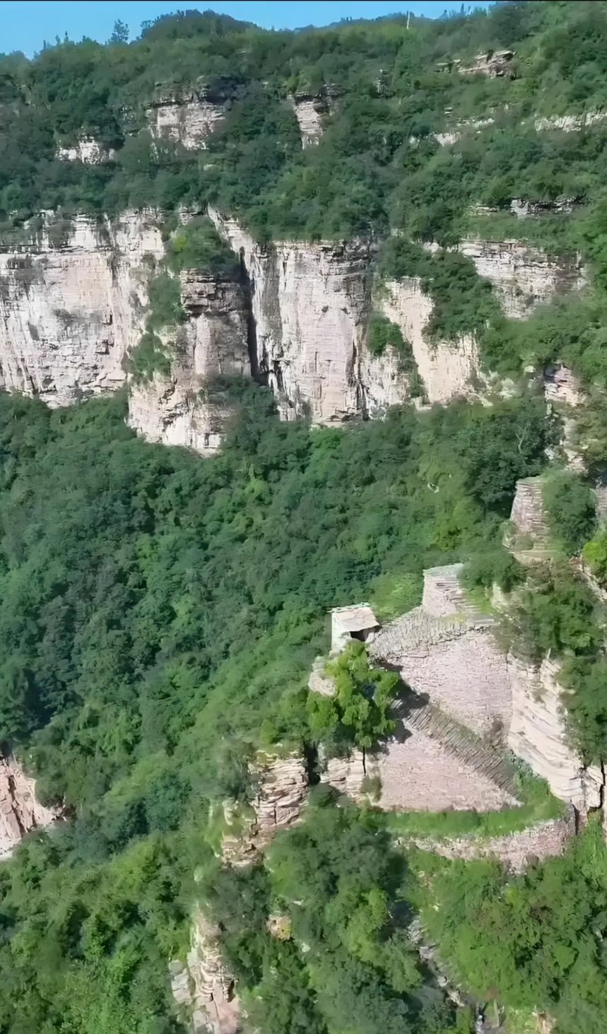 鲁班天梯旅行图片 1