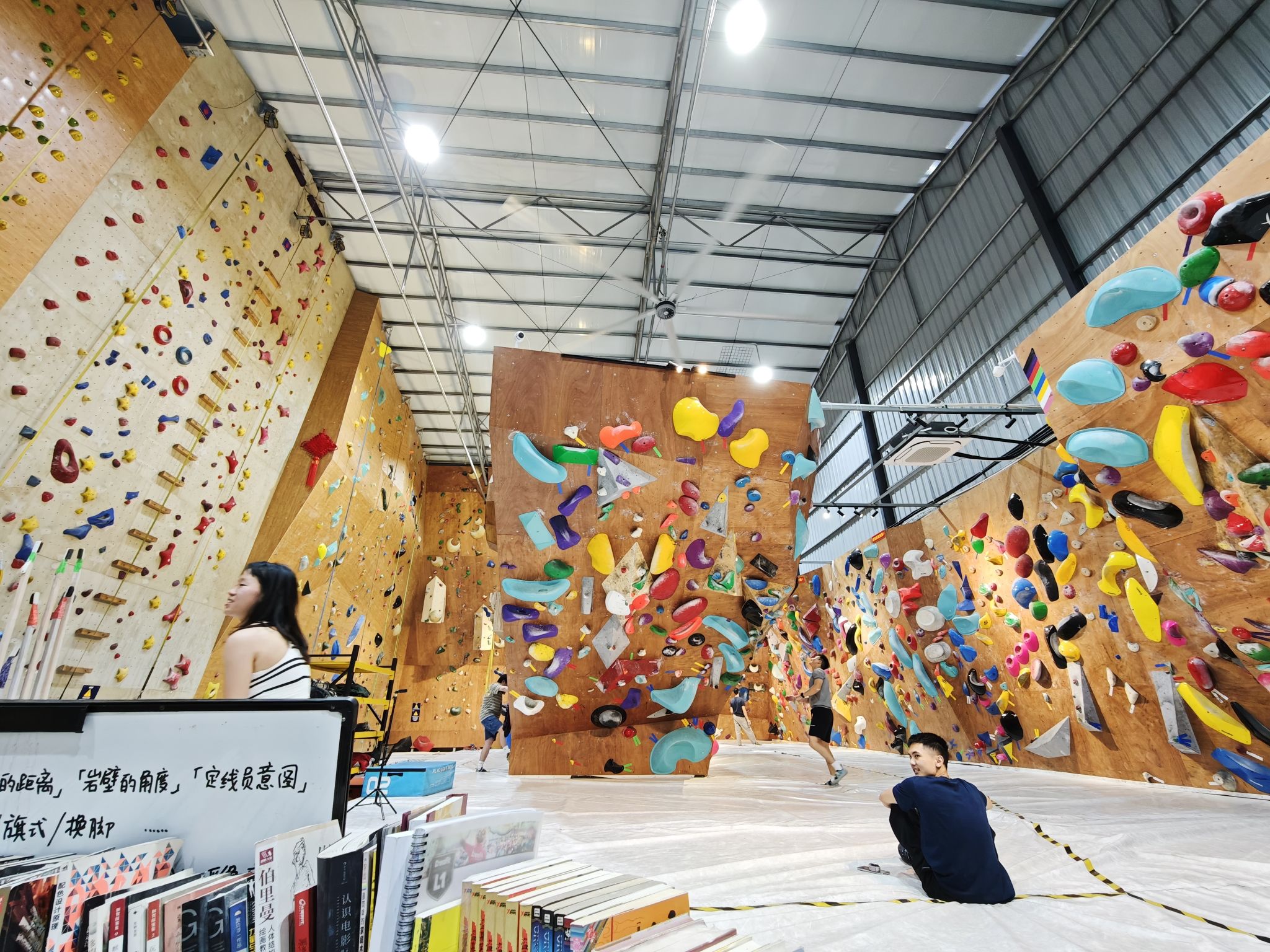 推荐场地-RockinClimbing石间攀岩