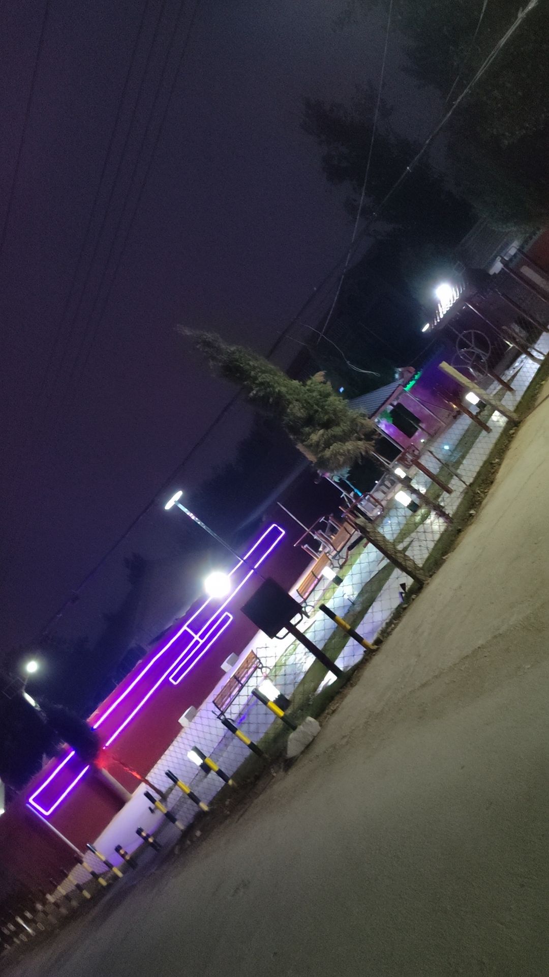 侯官庙村中心休闲广场旅行图片 1