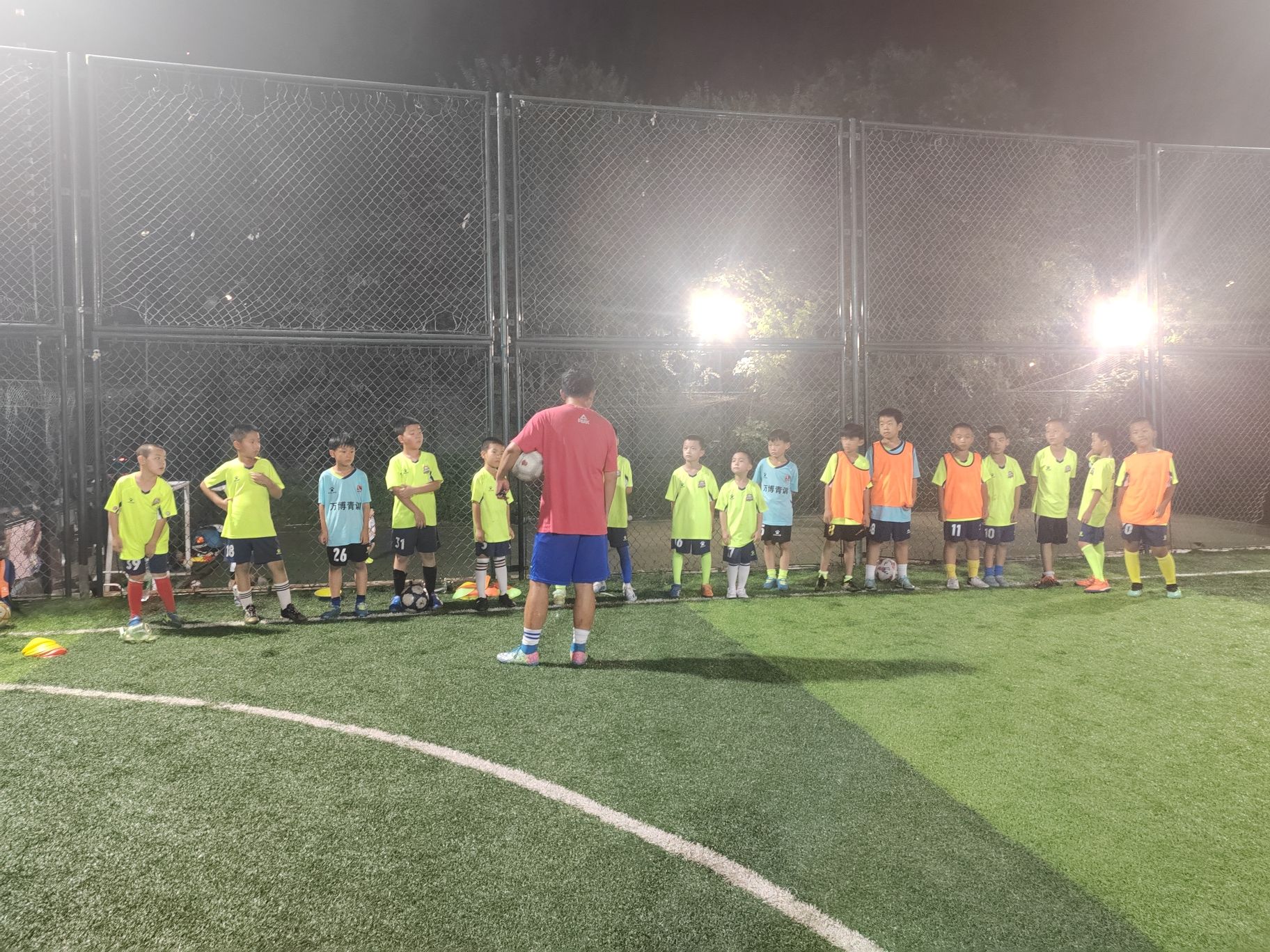 场地封面-西安金奥足球青训俱乐部