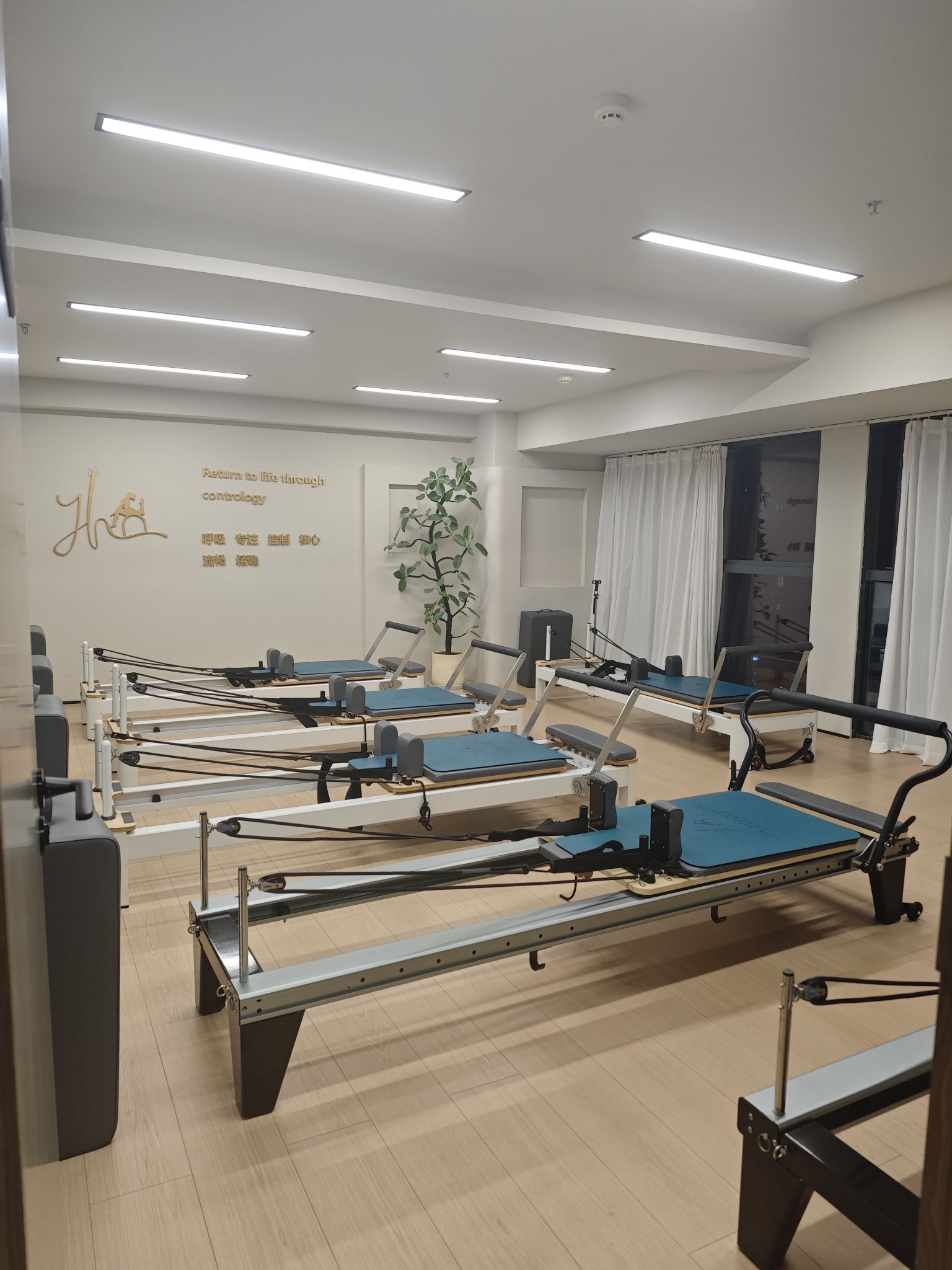 场地封面-屿禾瑜伽普拉提(建邺万达广场D座店)