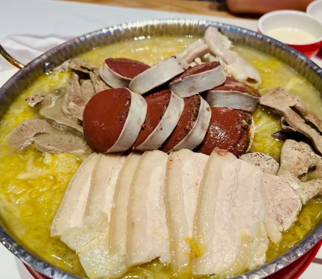 王氏一口猪年味东北菜(海棠湾店)