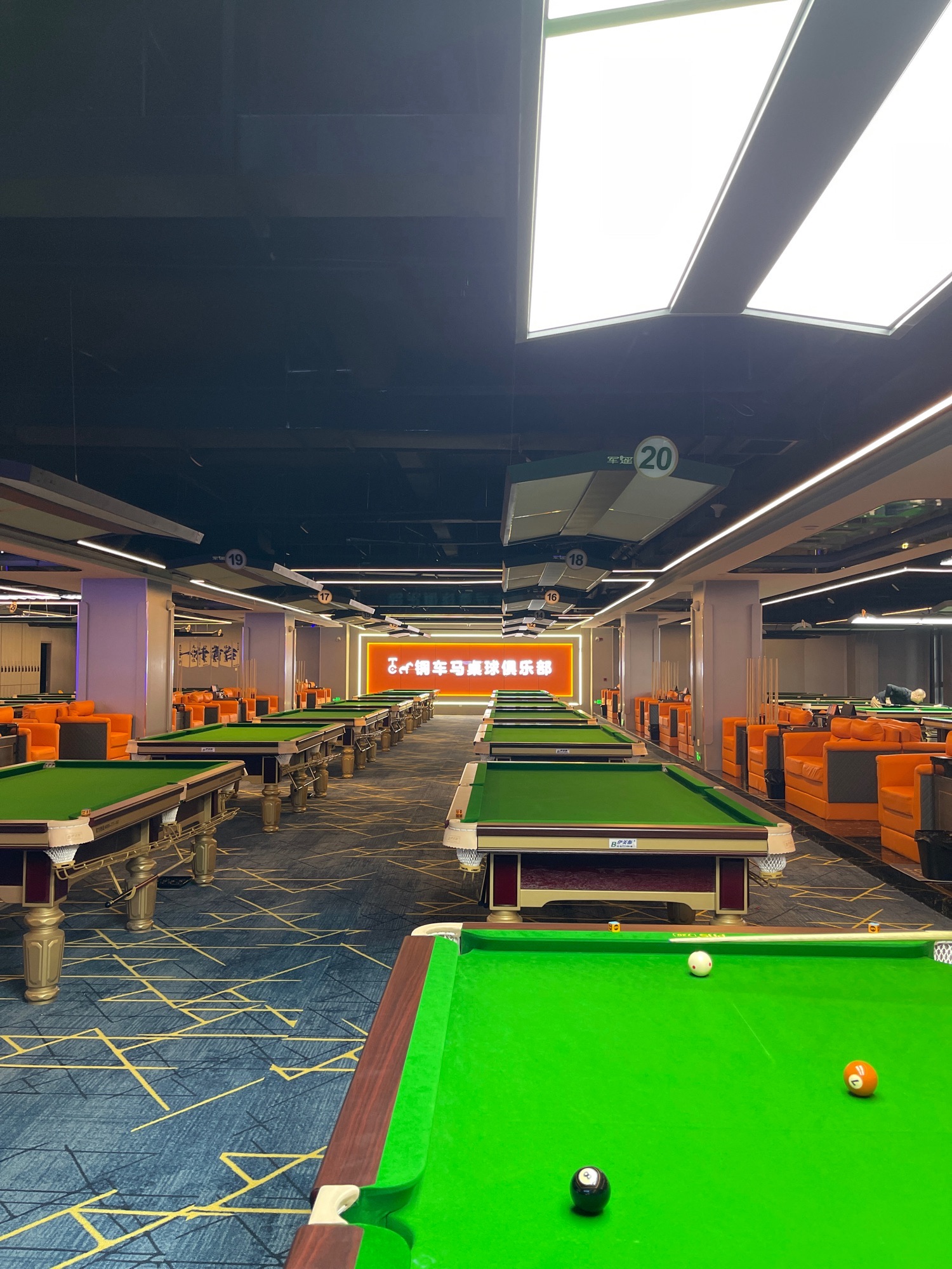 场地封面-铜车马台球俱乐部