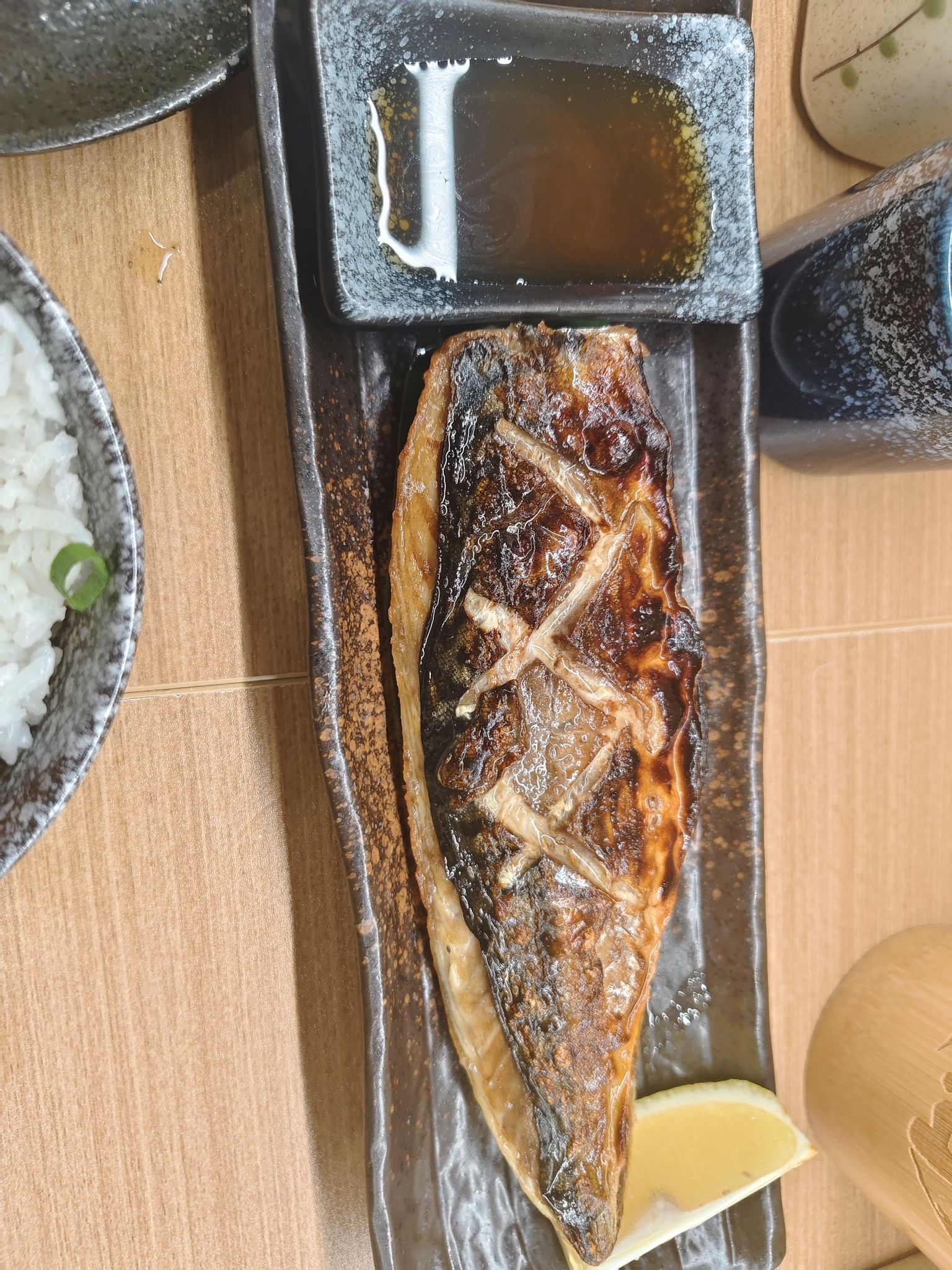 不知烧鸟専門店(俻长炭使用店)