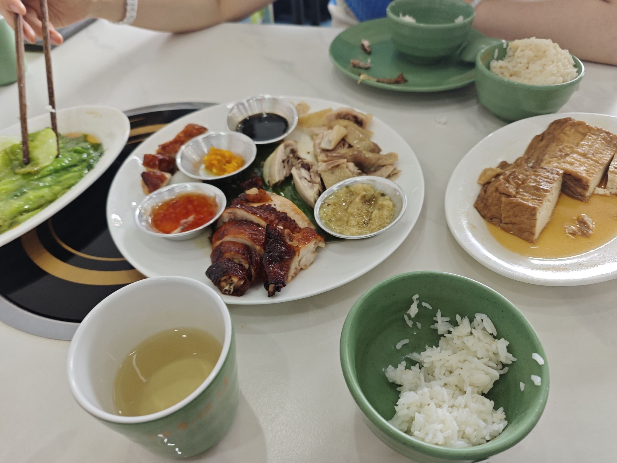 侬仔文昌鸡·海南鸡饭·椰子鸡·糟粕醋海鲜