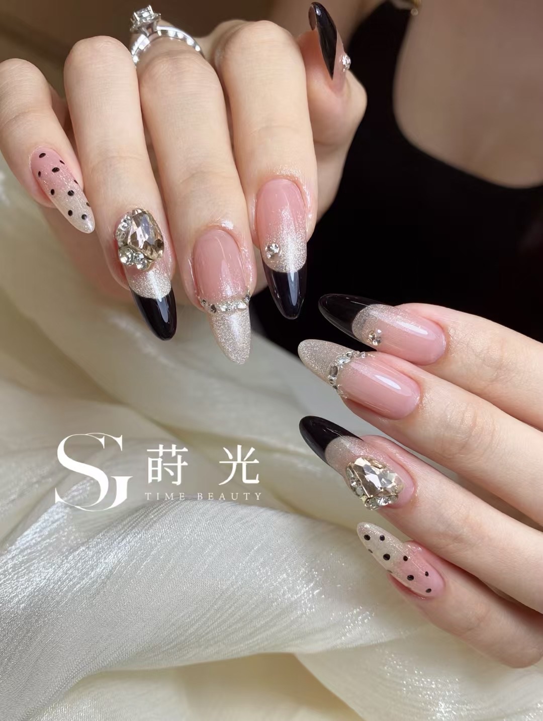 莳光美甲美睫护肤(湛江华都汇店)