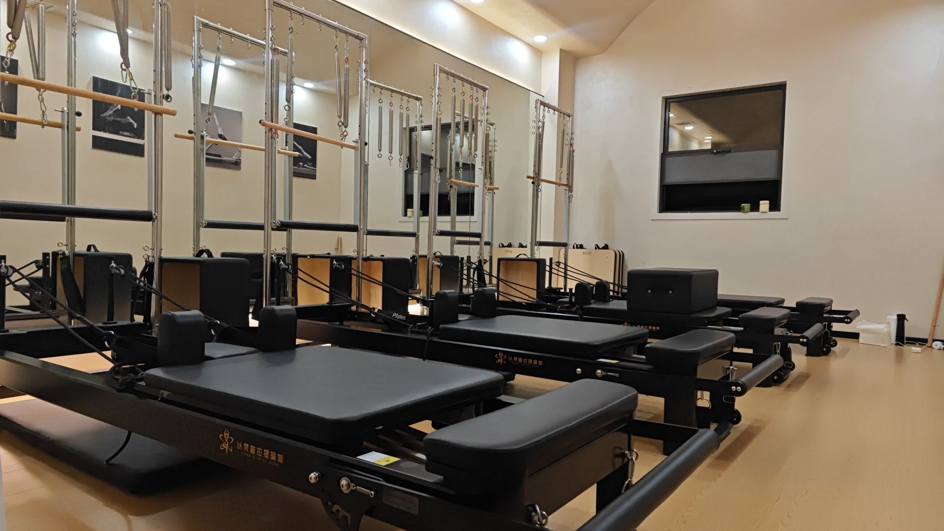 场地封面-以梵·普拉提瑜伽女子塑形(中德店)